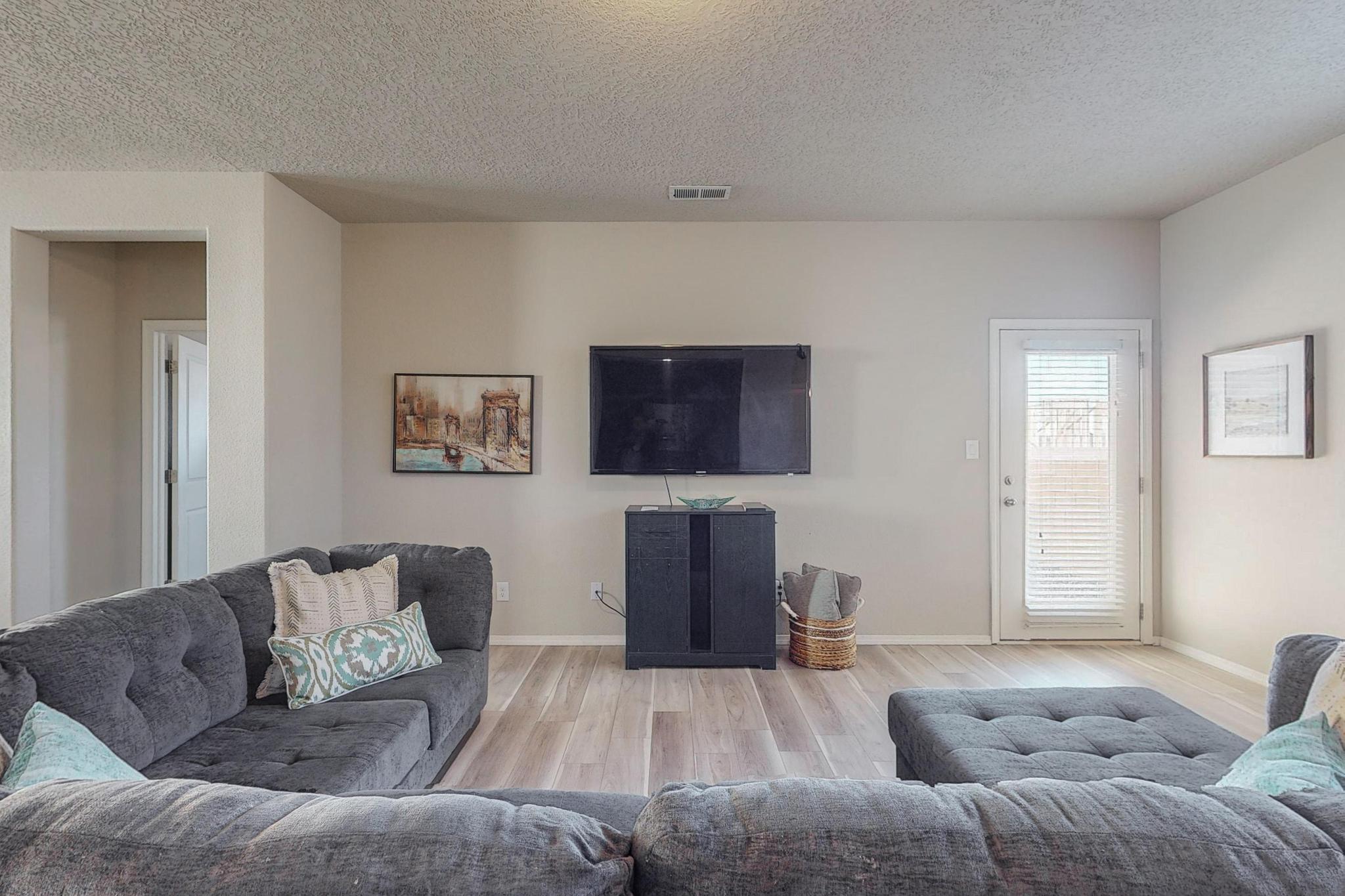 9312 Silver Mesa Street NW