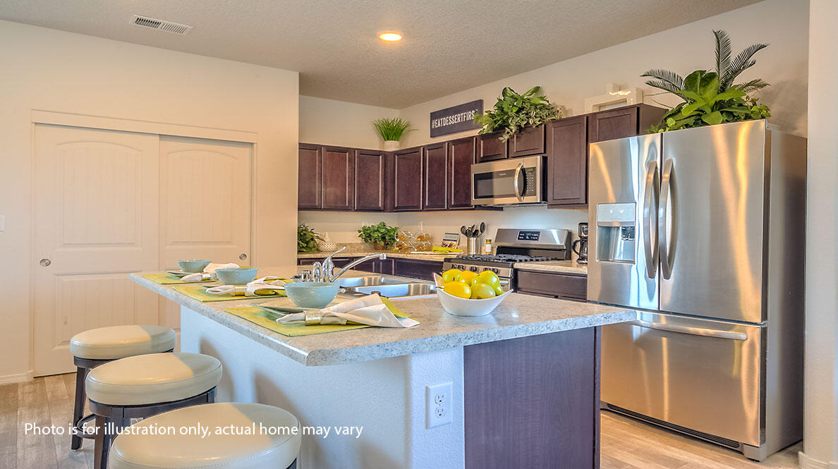 1545 Estrella Noche Loop NE