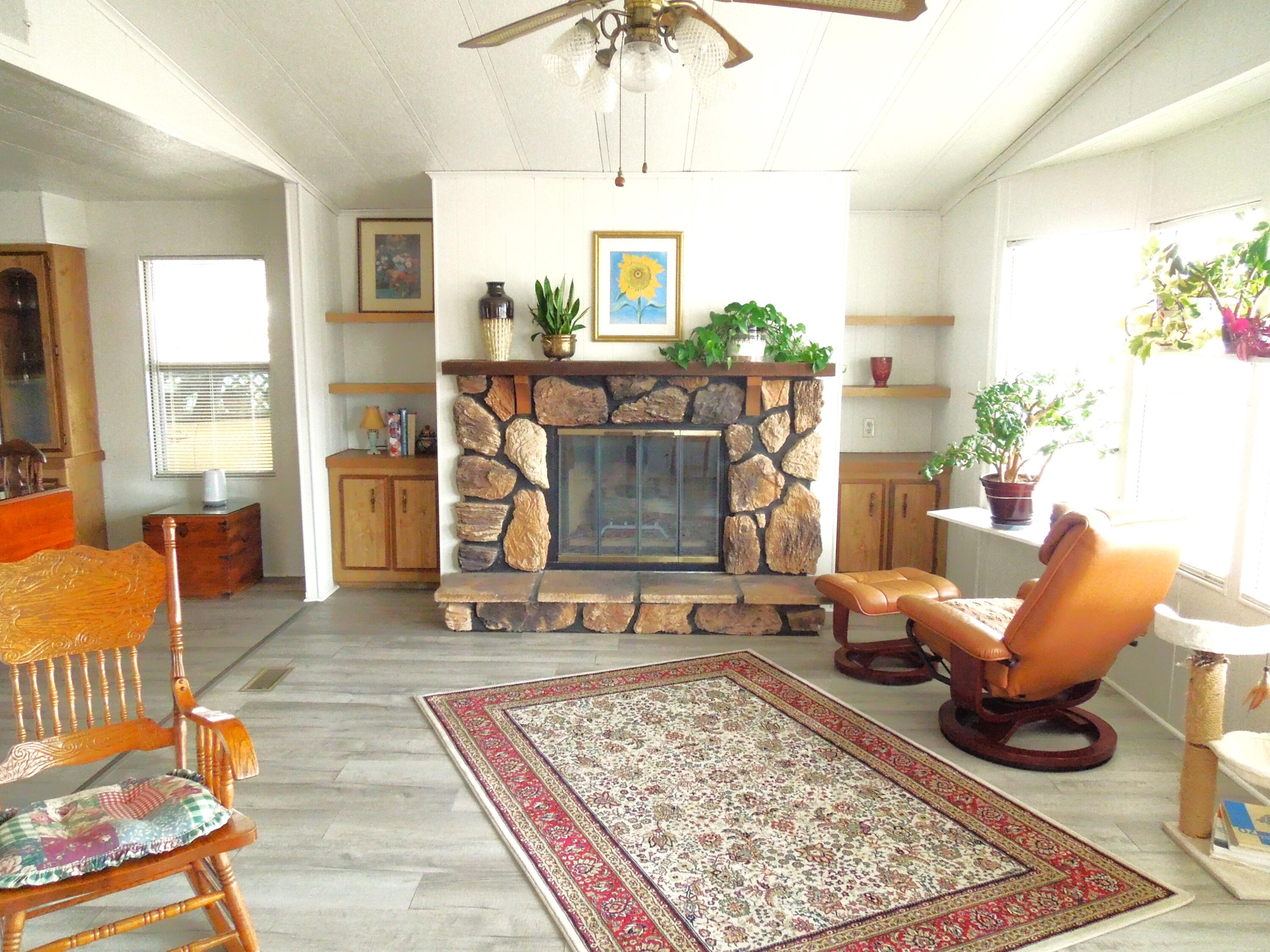 6118 Edith Boulevard NE Unit: 39