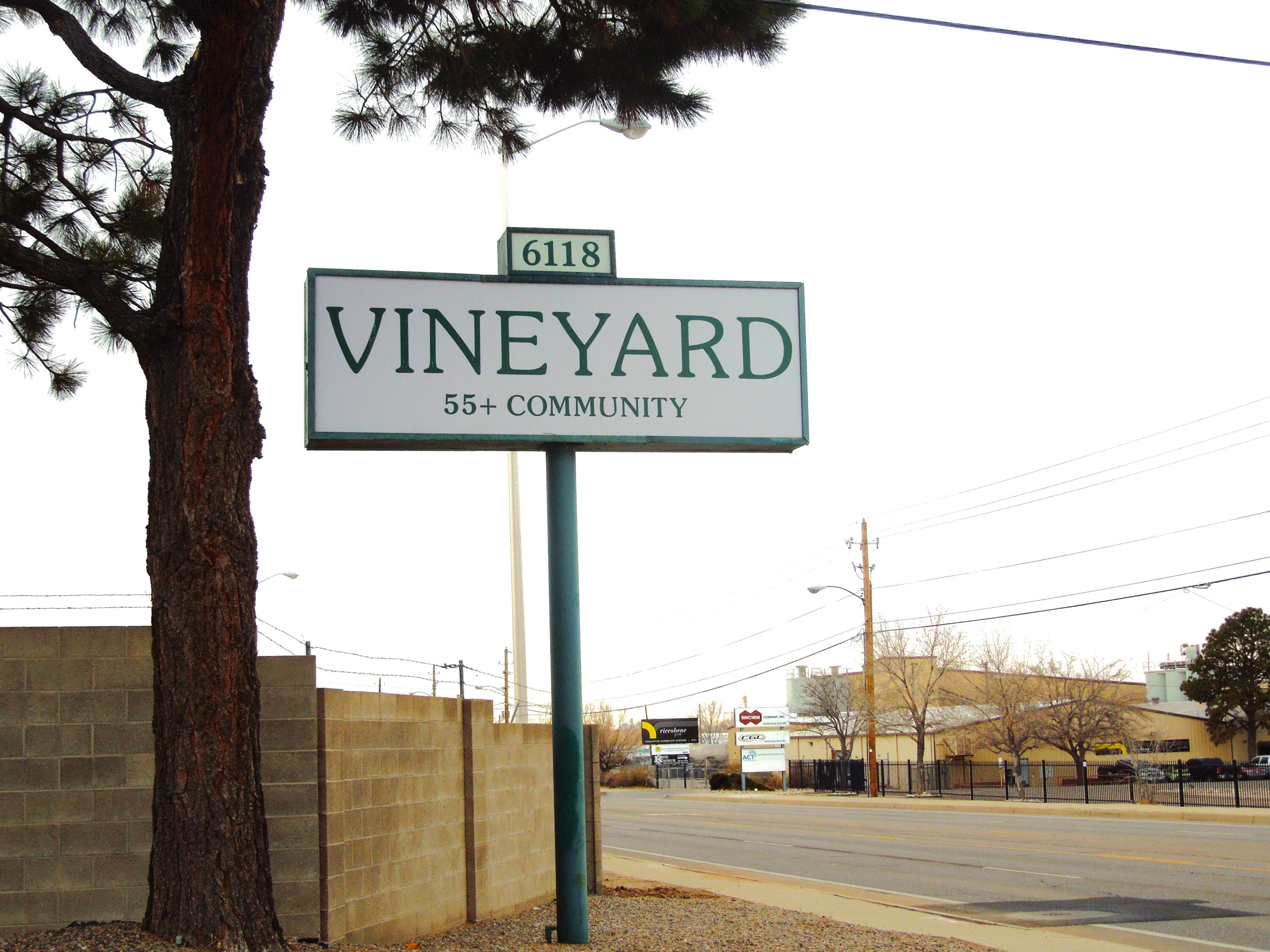 6118 Edith Boulevard NE Unit: 39