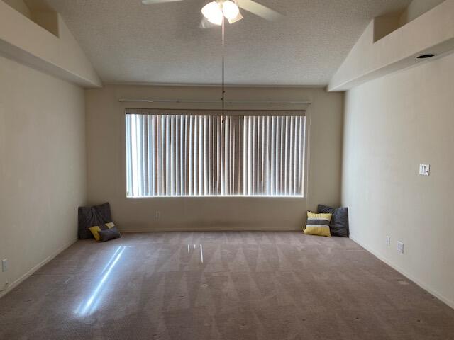 587 Eastlake Drive SE
