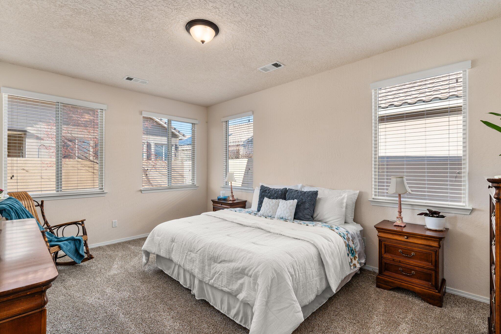 833 Golden Yarrow Trail