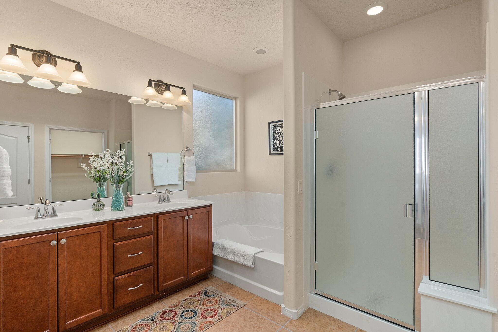 833 Golden Yarrow Trail
