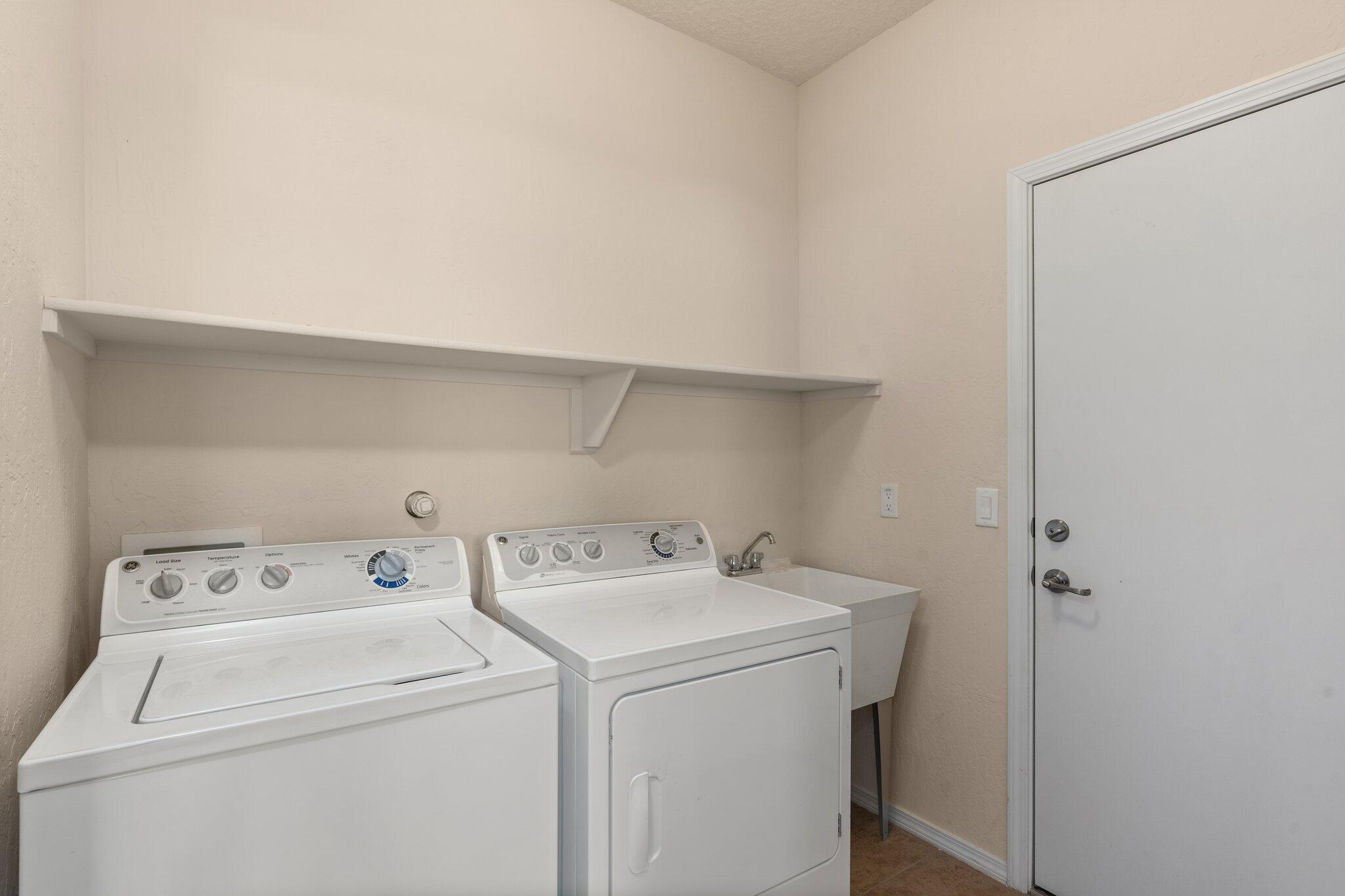 833 Golden Yarrow Trail