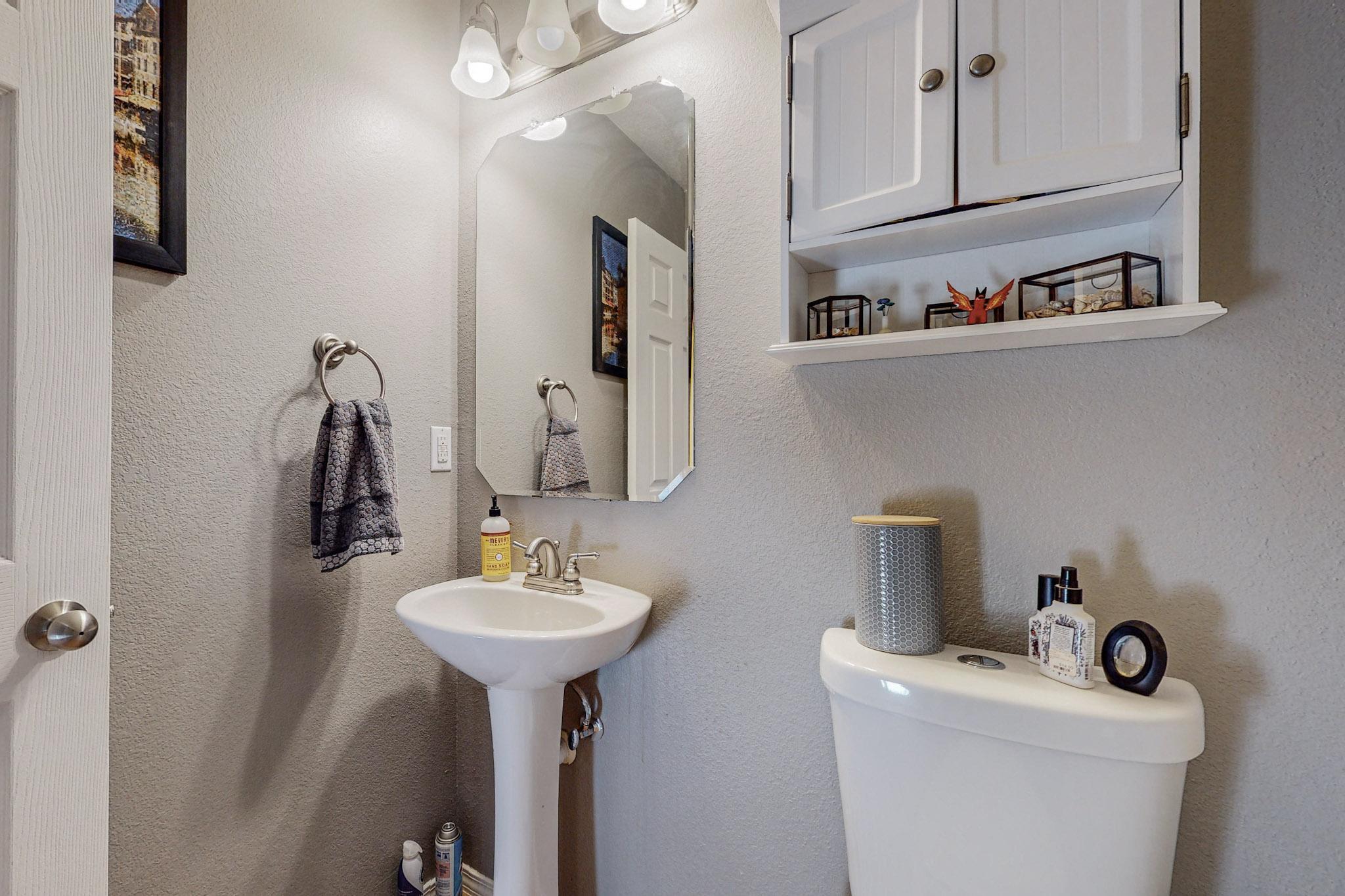 6262 Azaleas Road NW