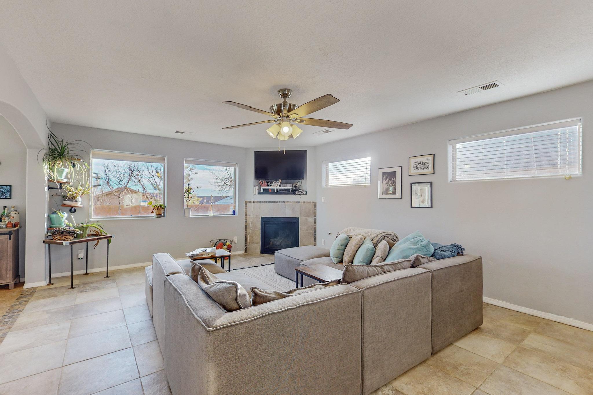 6262 Azaleas Road NW