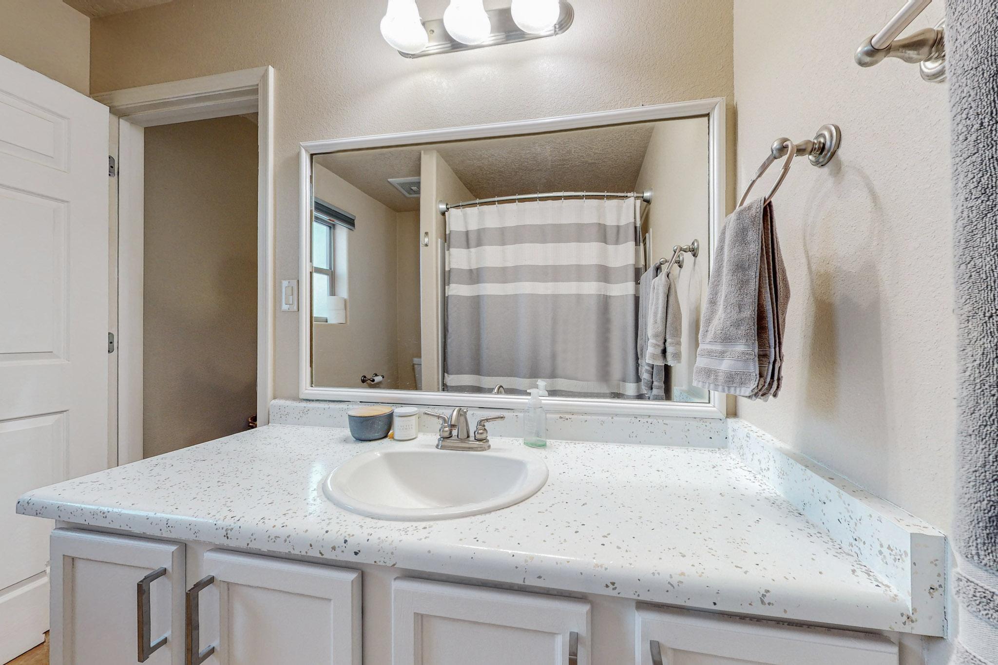 6262 Azaleas Road NW