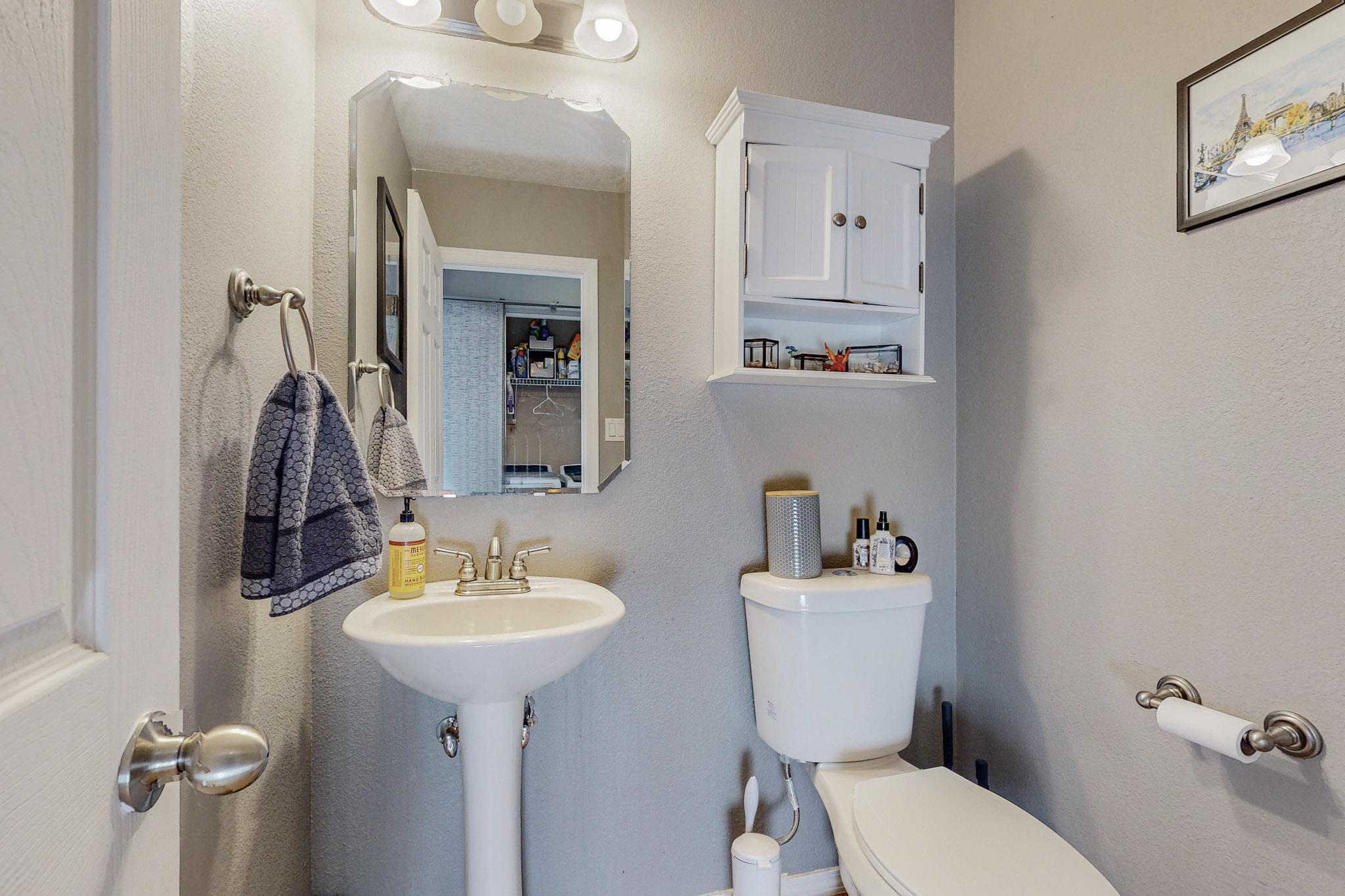 6262 Azaleas Road NW