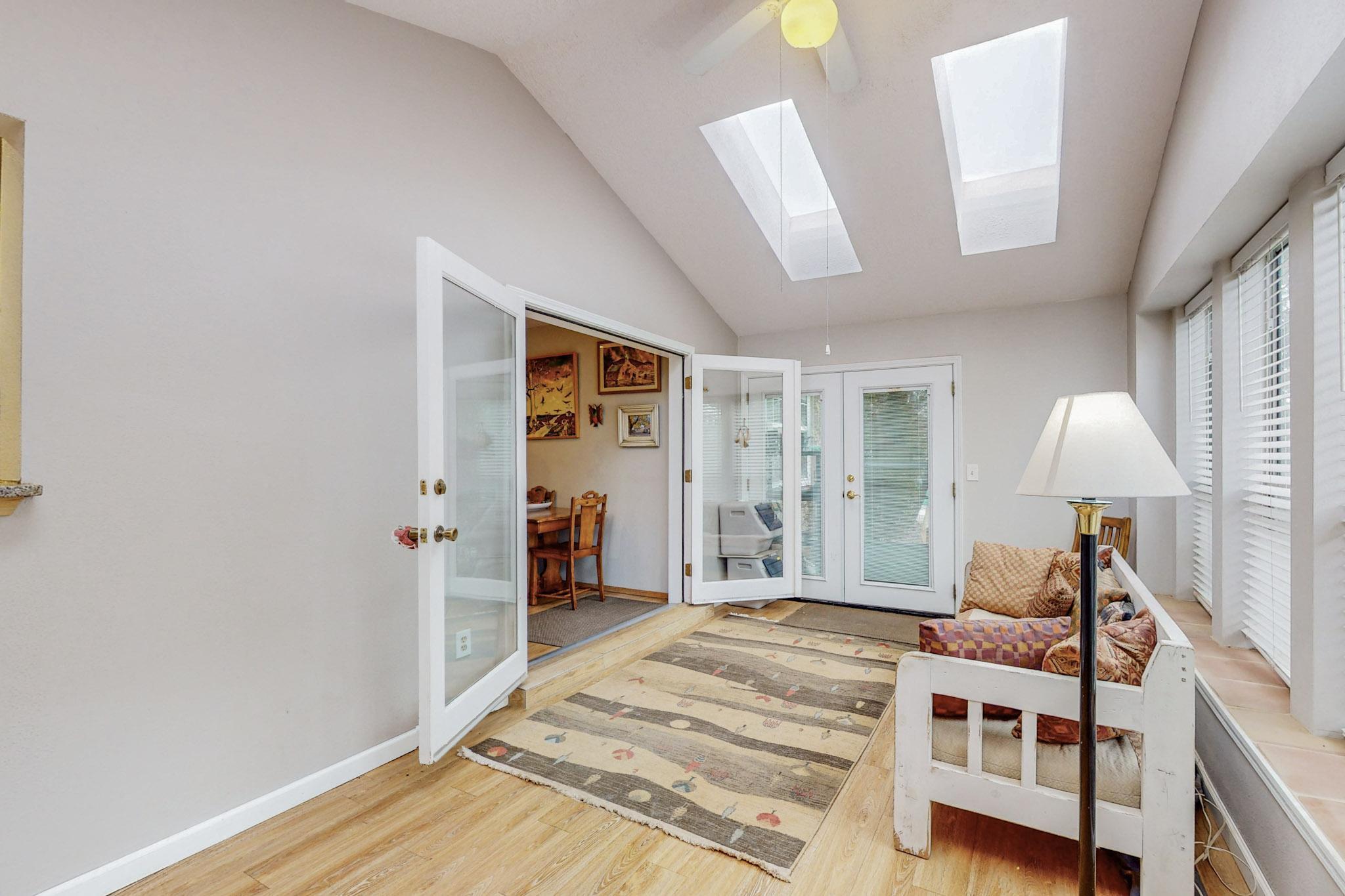 59 W Willard Road