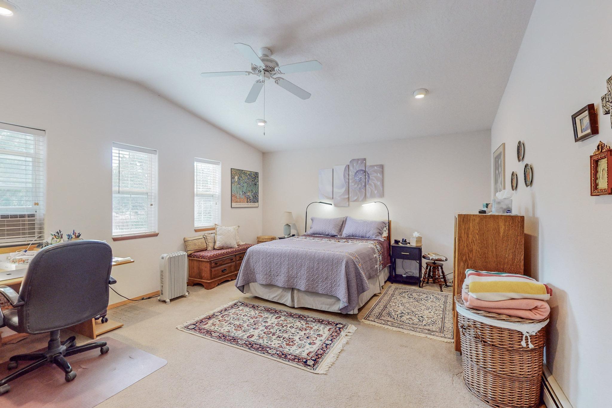 59 W Willard Road