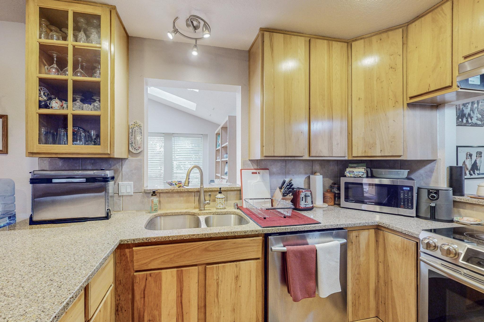 59 W Willard Road