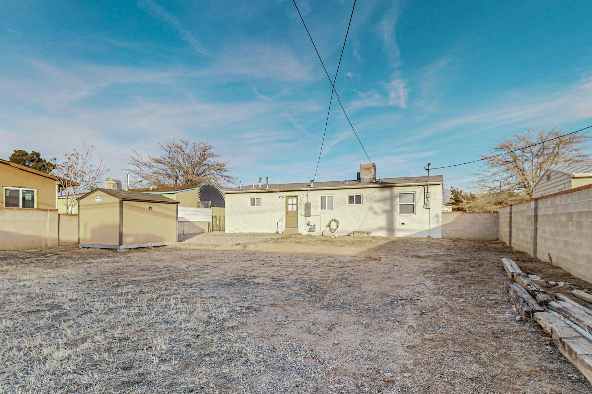 2417 Madeira Drive NE