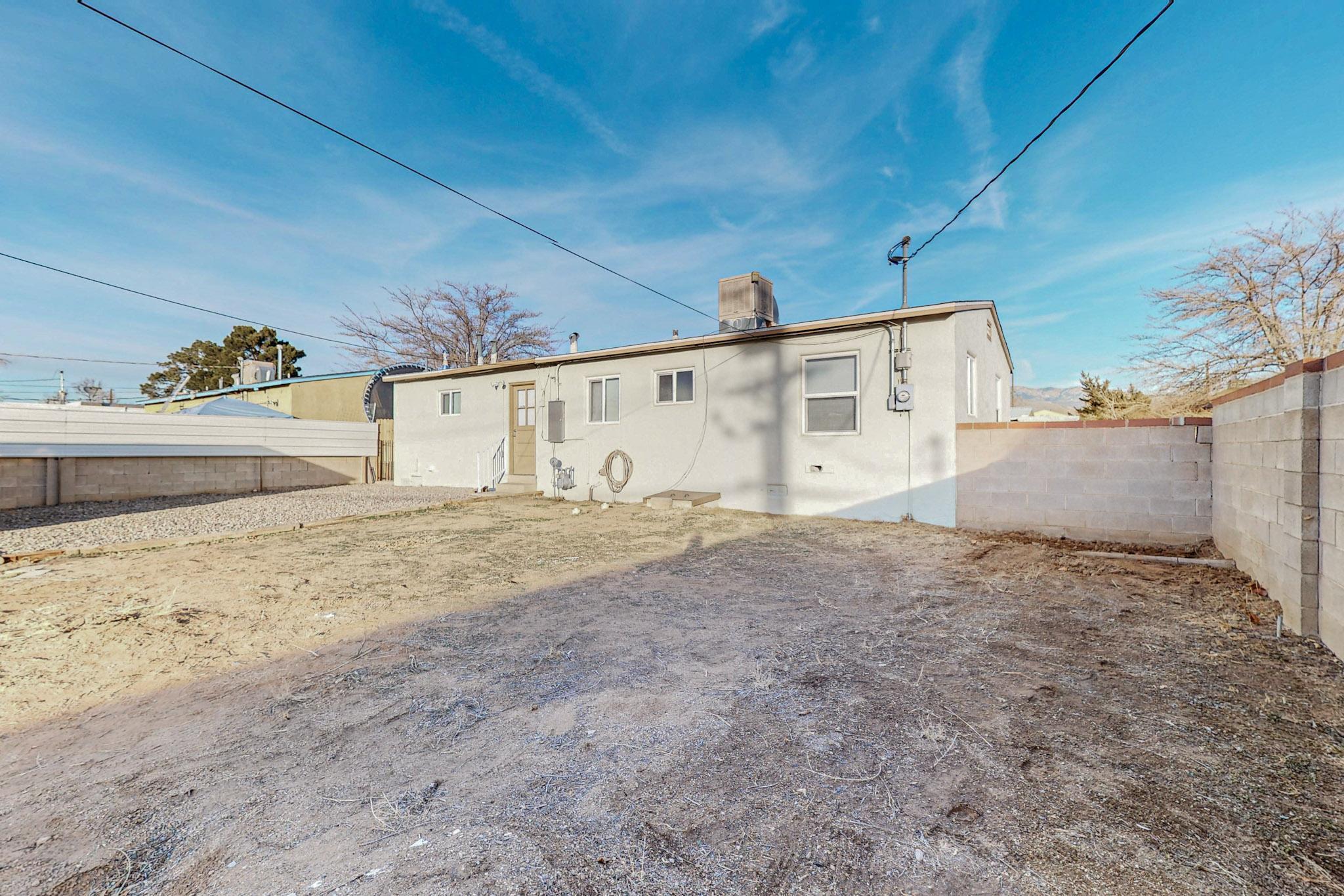 2417 Madeira Drive NE