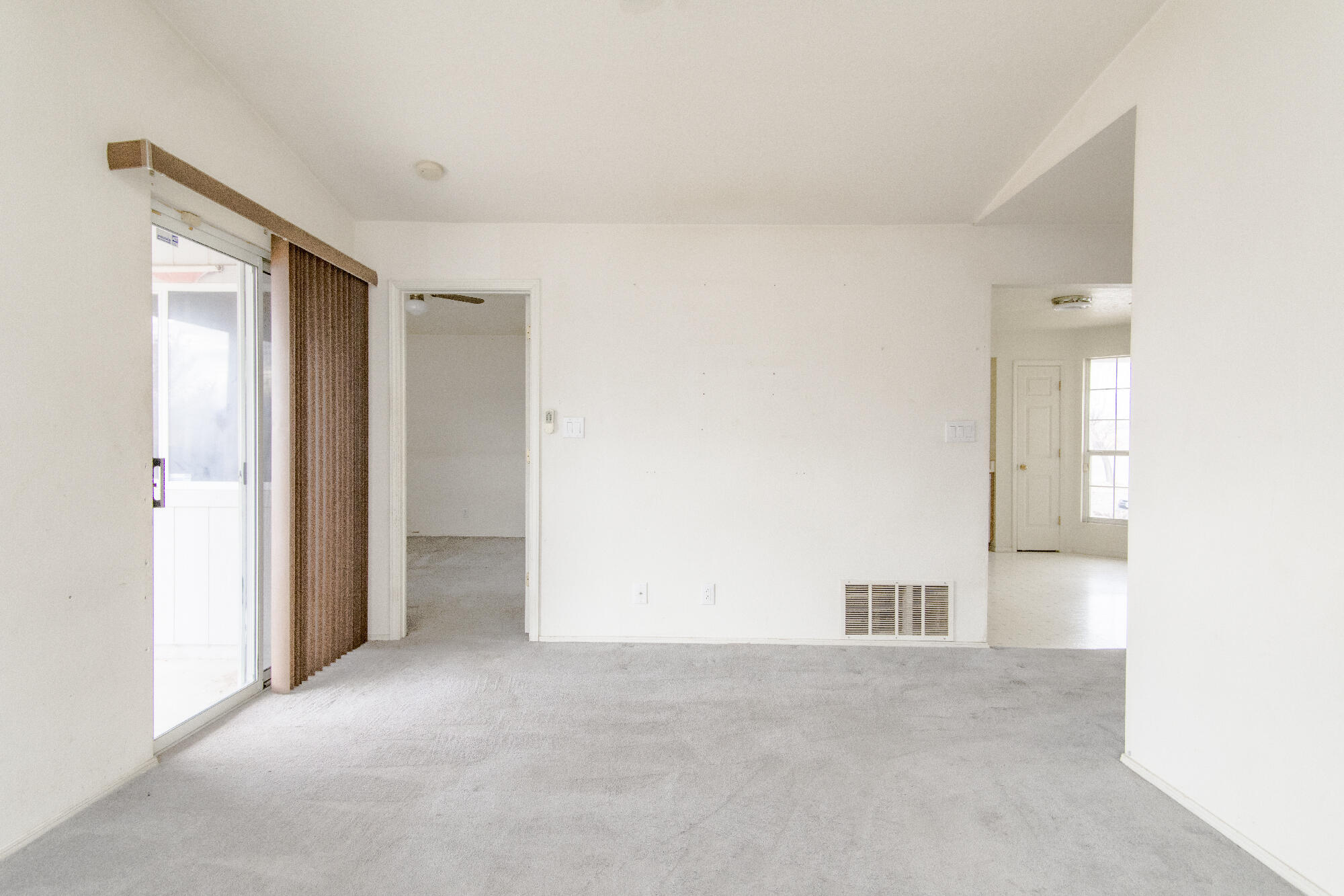1969 Strawberry Drive NE