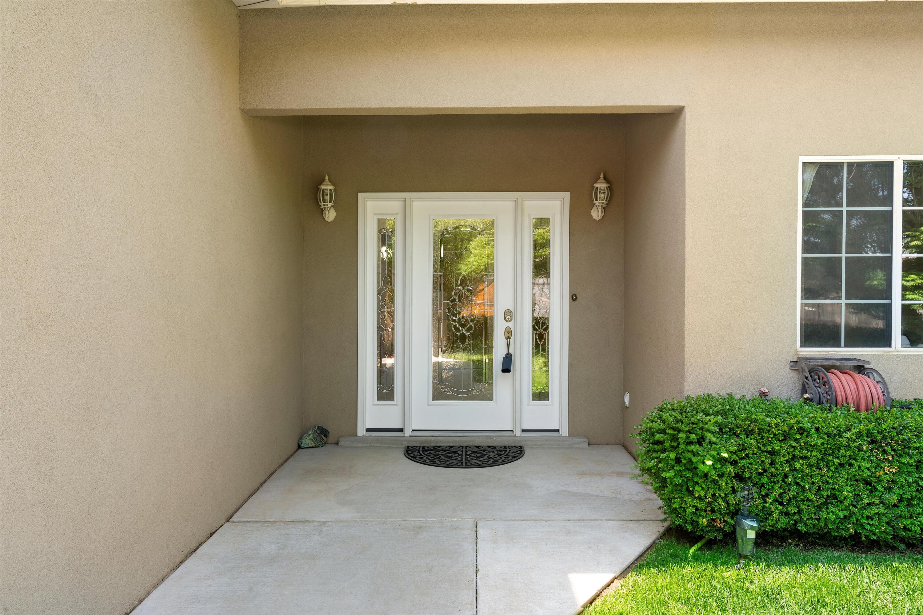 1408 Rosalee Road NW