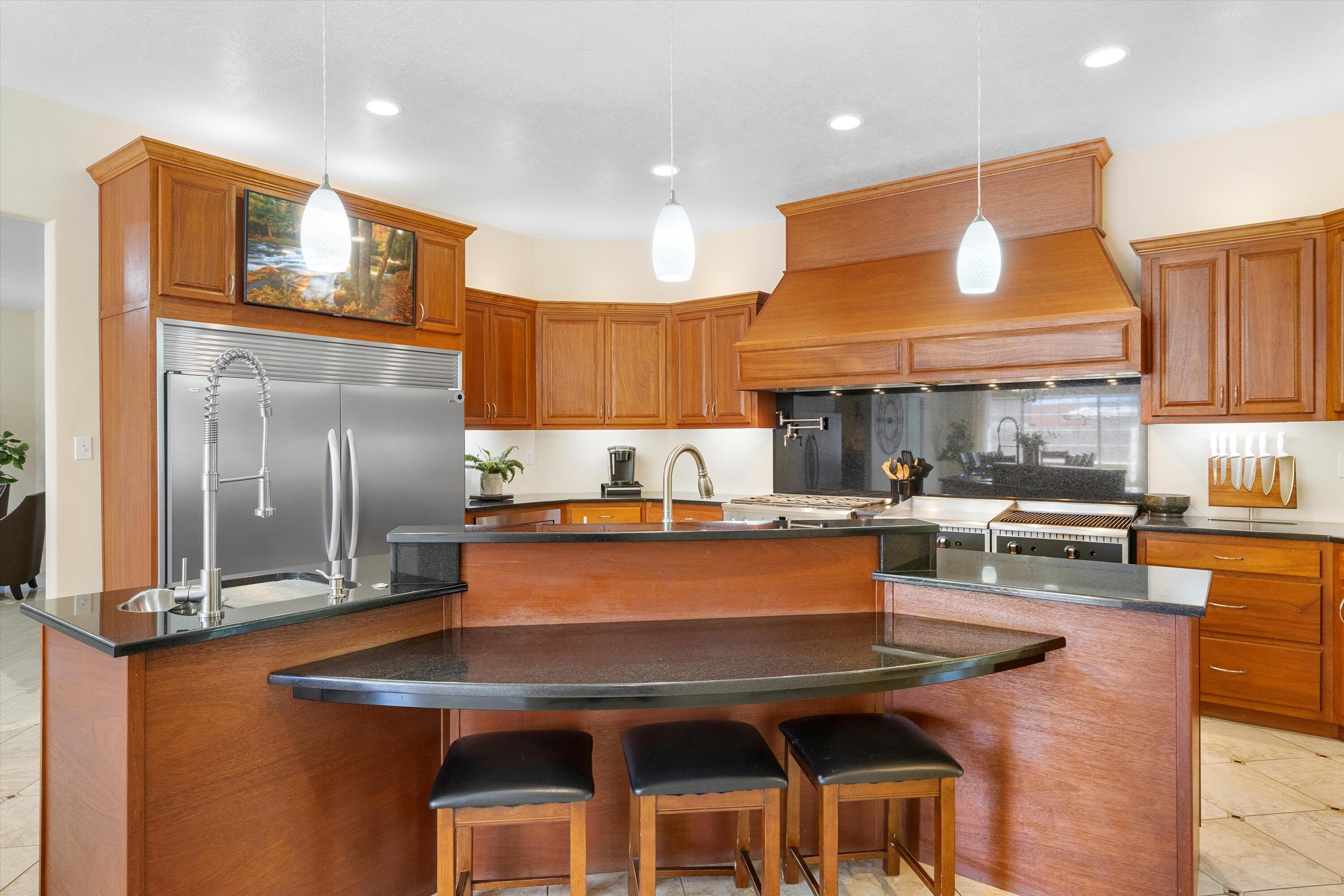 1408 Rosalee Road NW