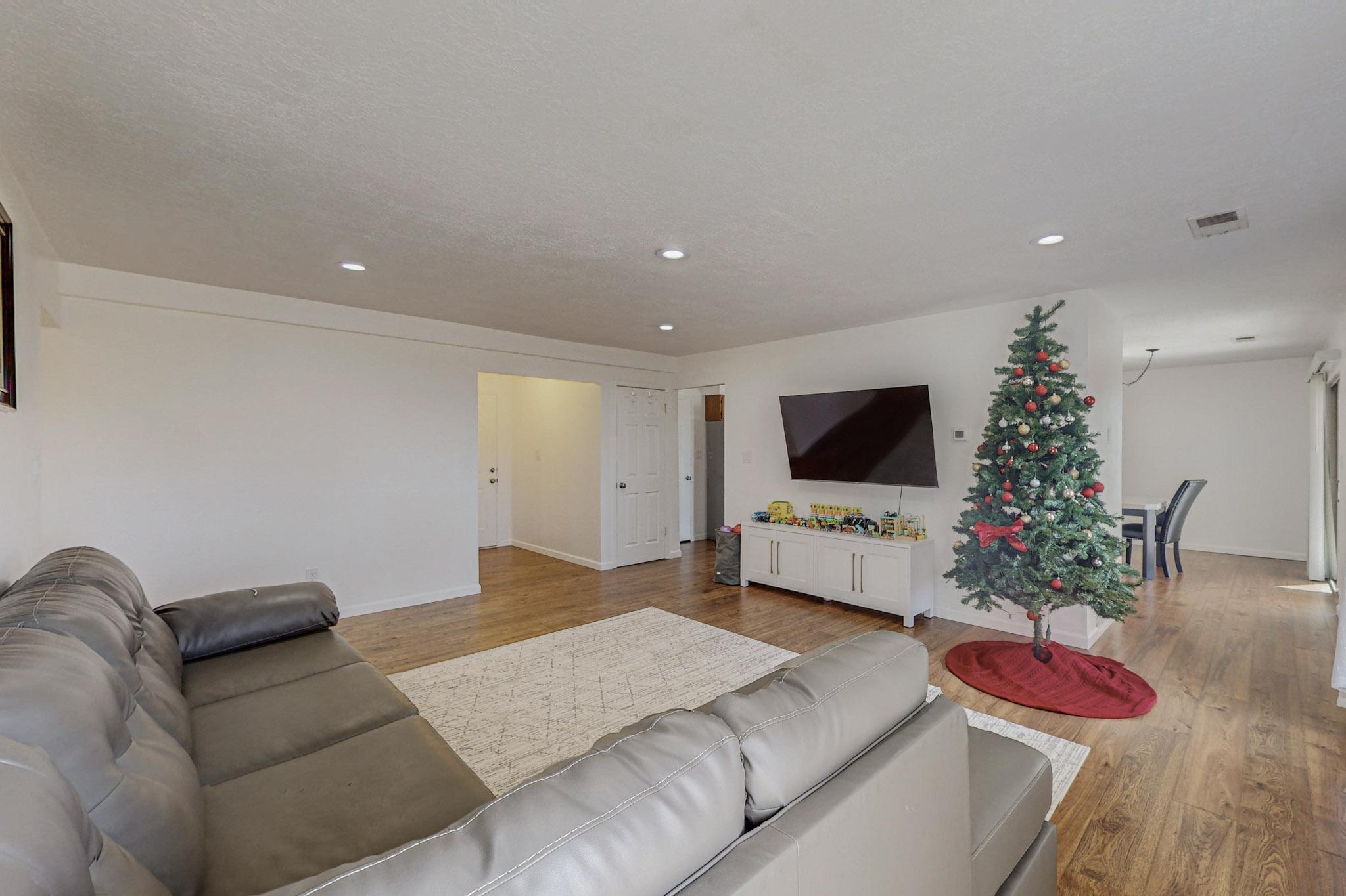 113 Lynwood Drive SE