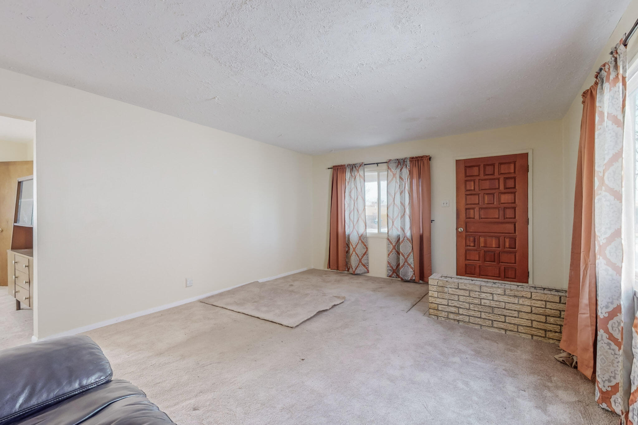 2704 Mary Ellen Street NE