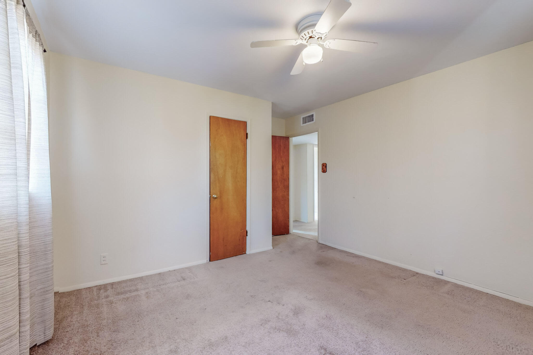 2704 Mary Ellen Street NE