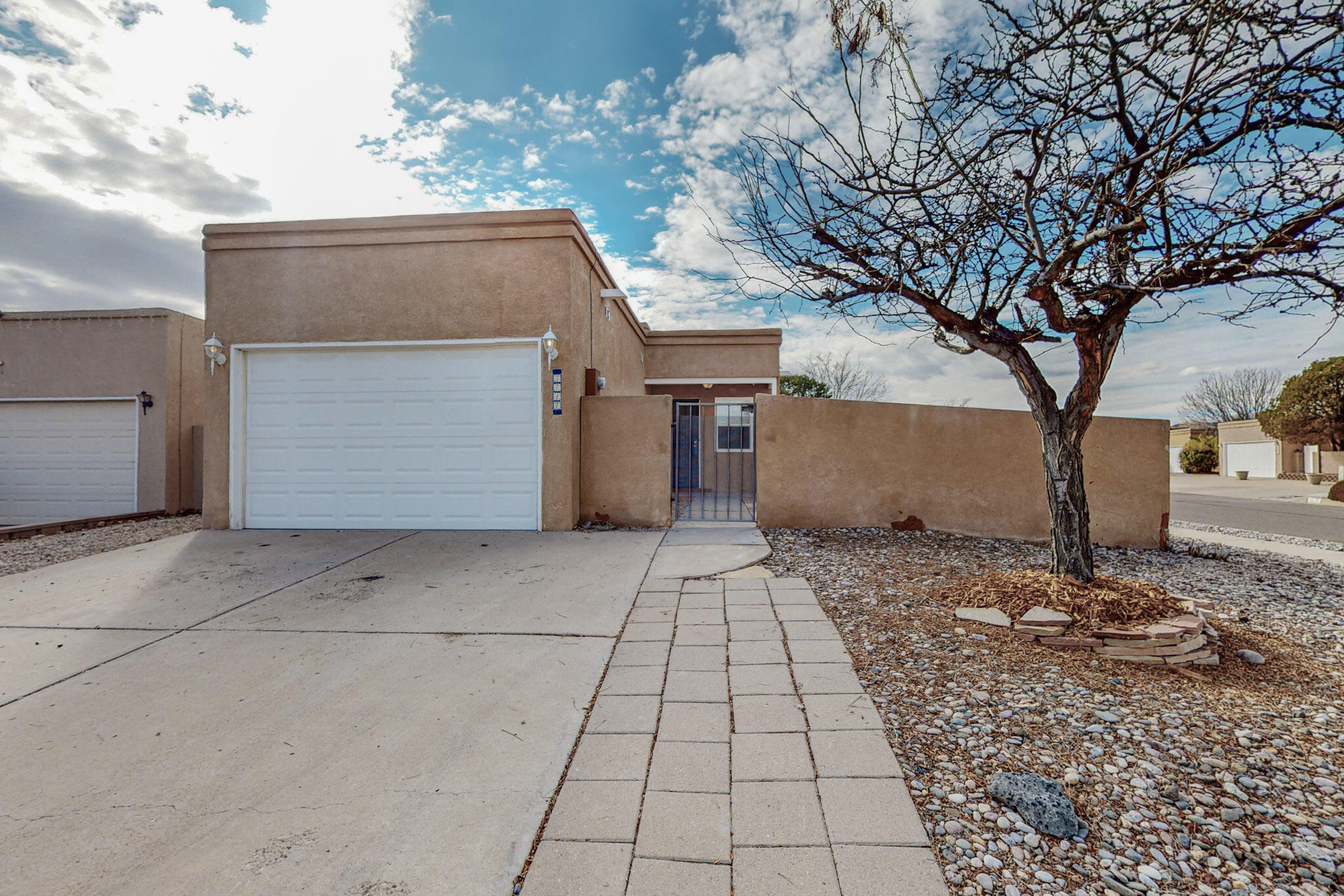 5717 Jessica Court NW