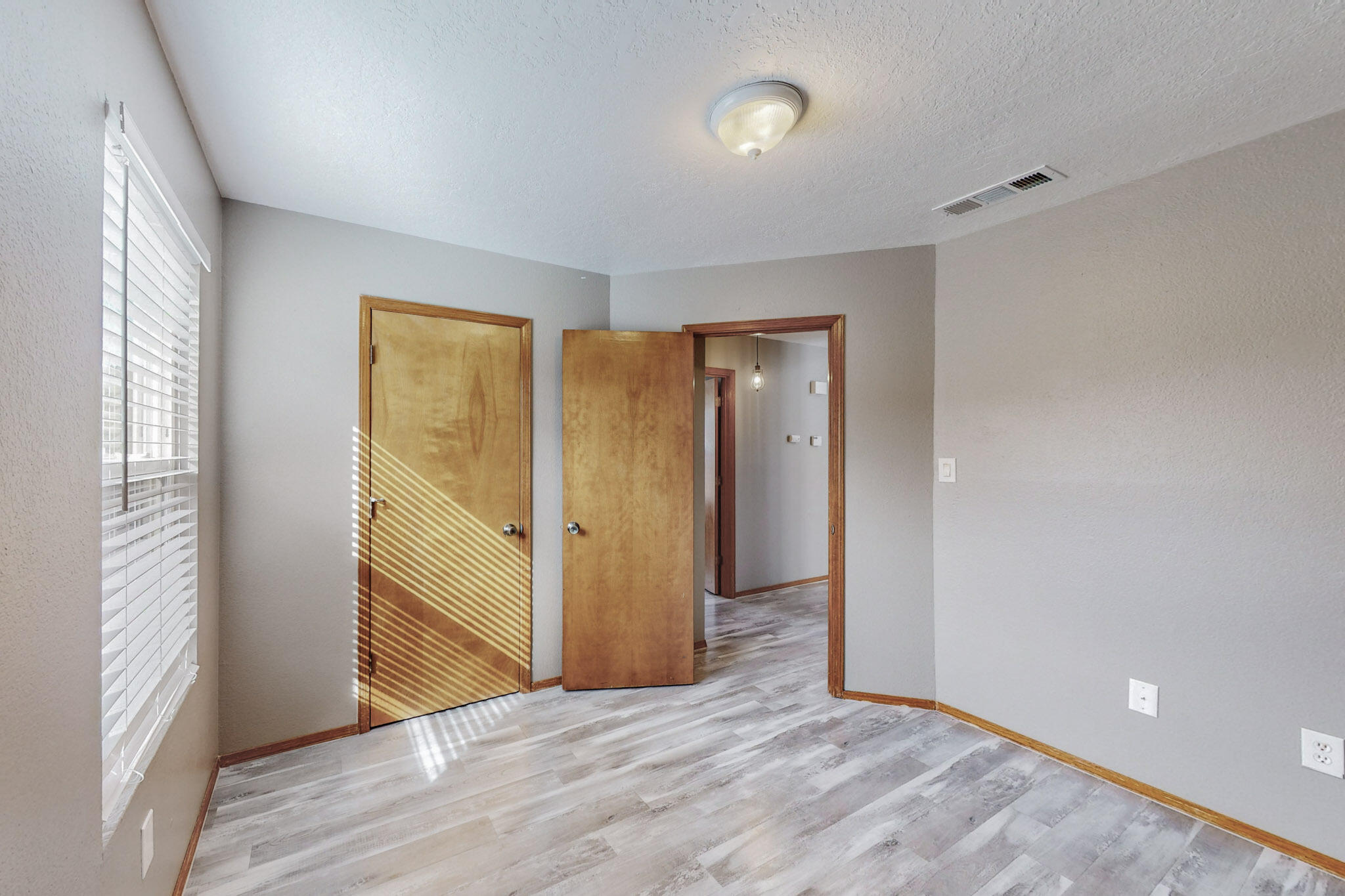 5717 Jessica Court NW