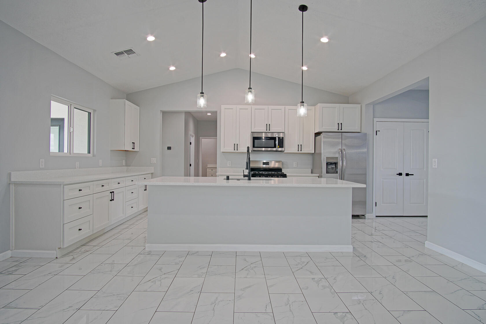 1120 Viga Road SE