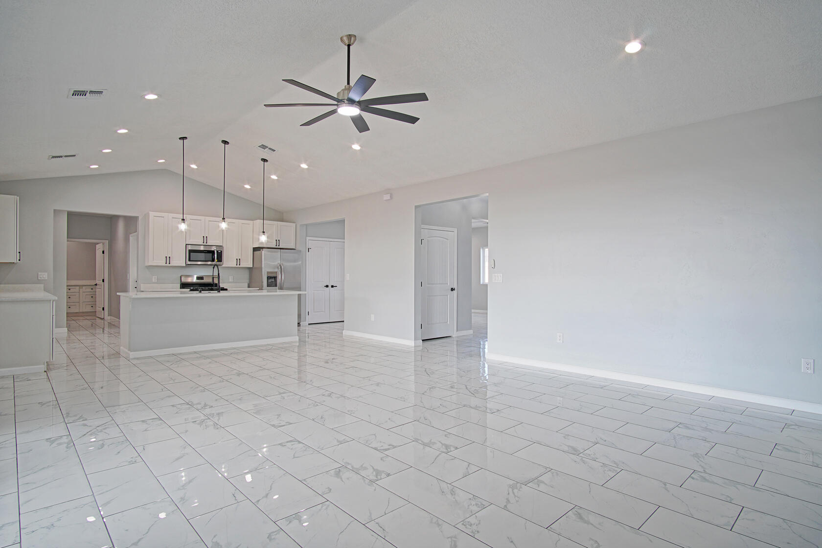 1120 Viga Road SE