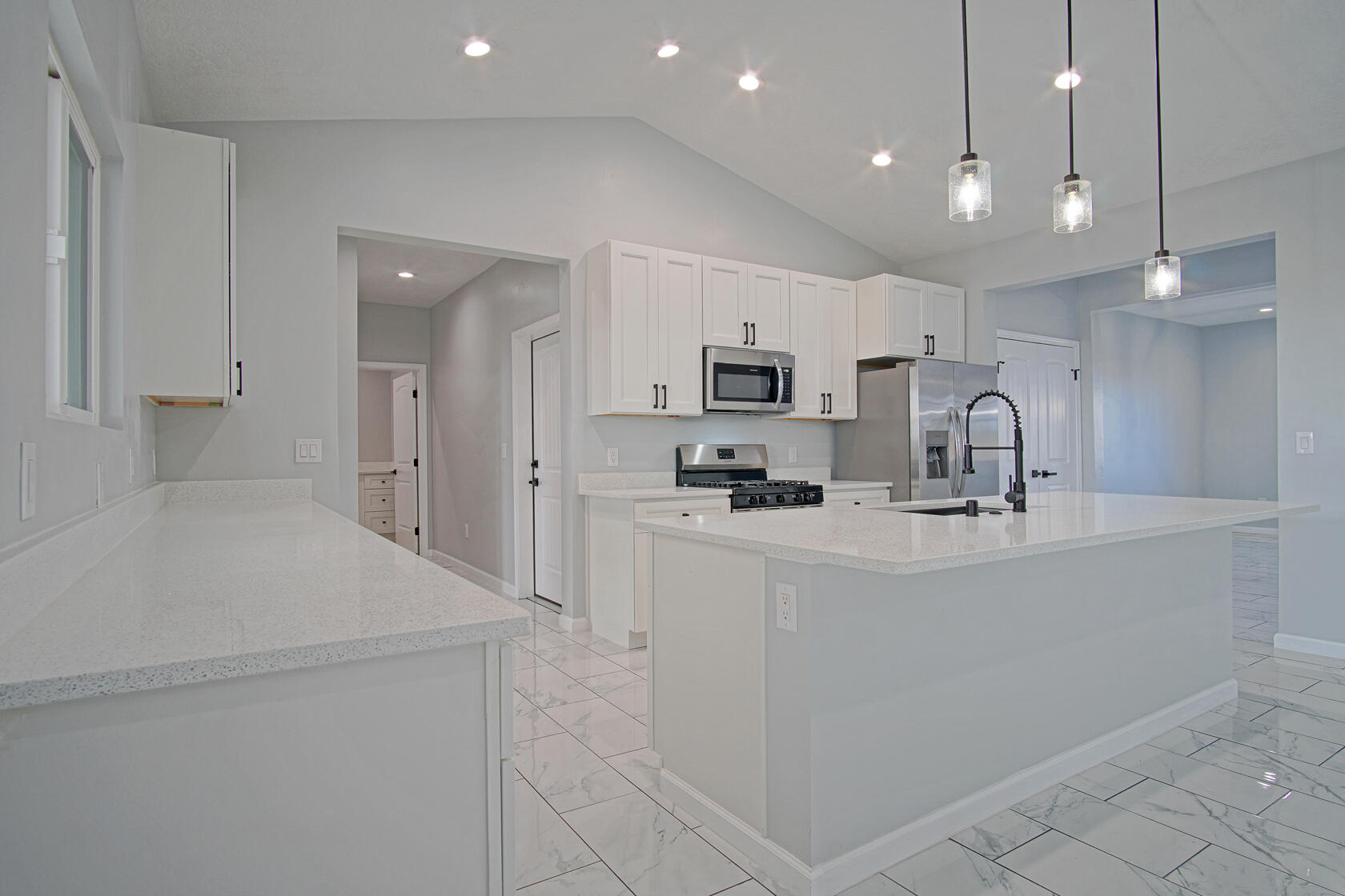1120 Viga Road SE