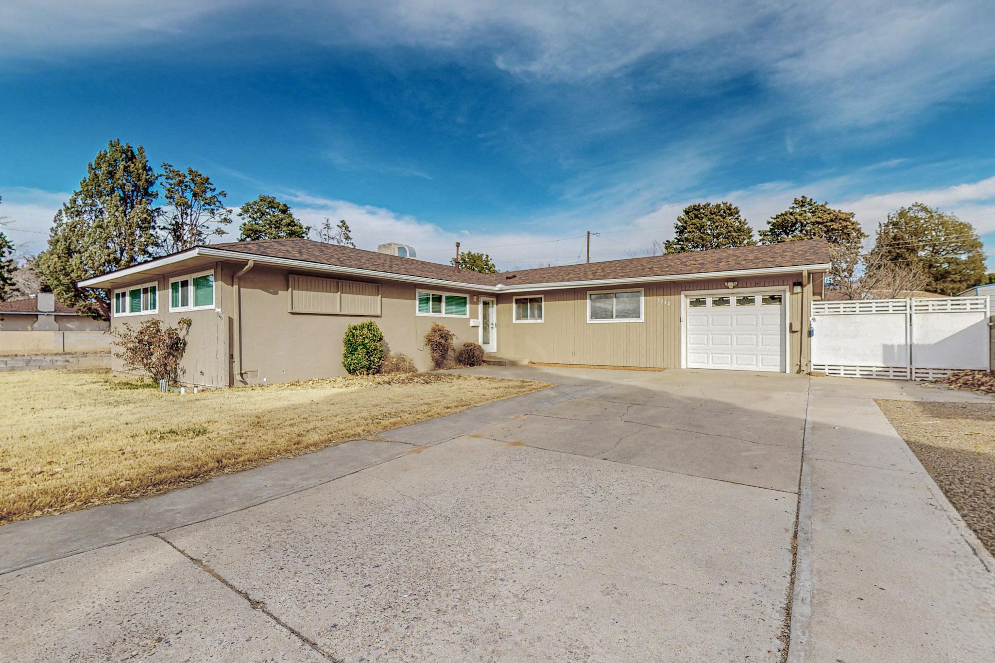 3712 Alvarado Drive NE