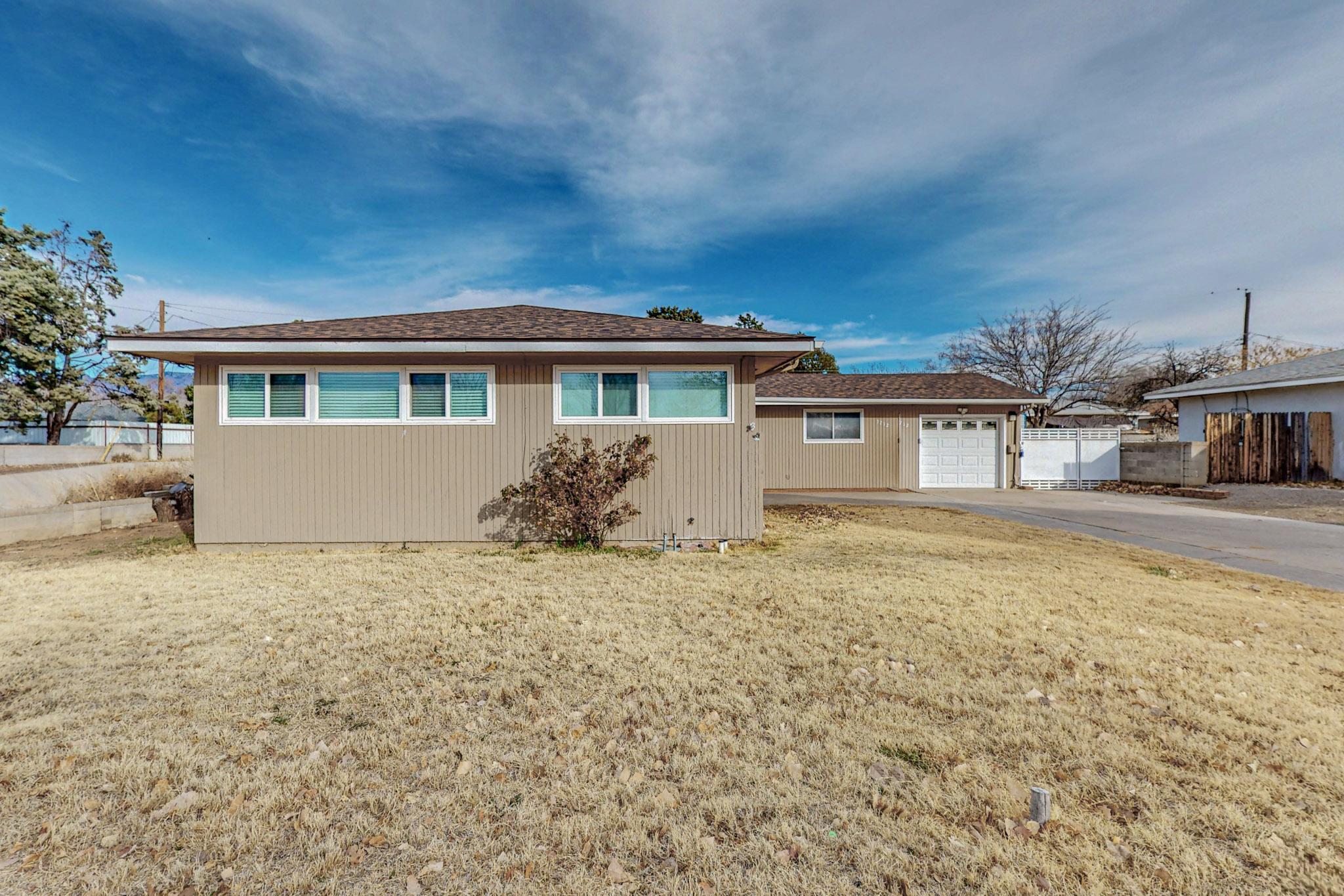 3712 Alvarado Drive NE