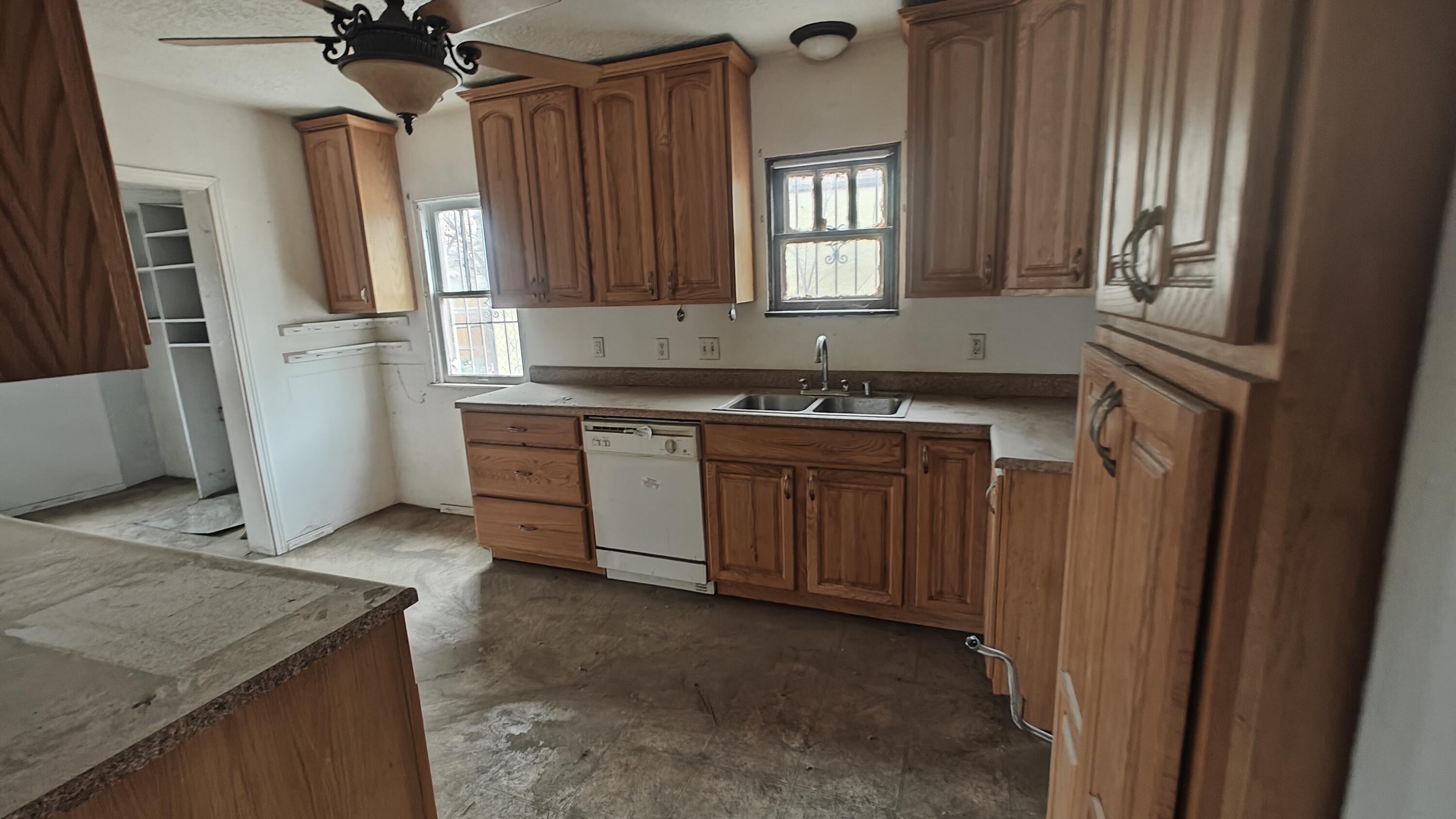 2104 New York Avenue SW