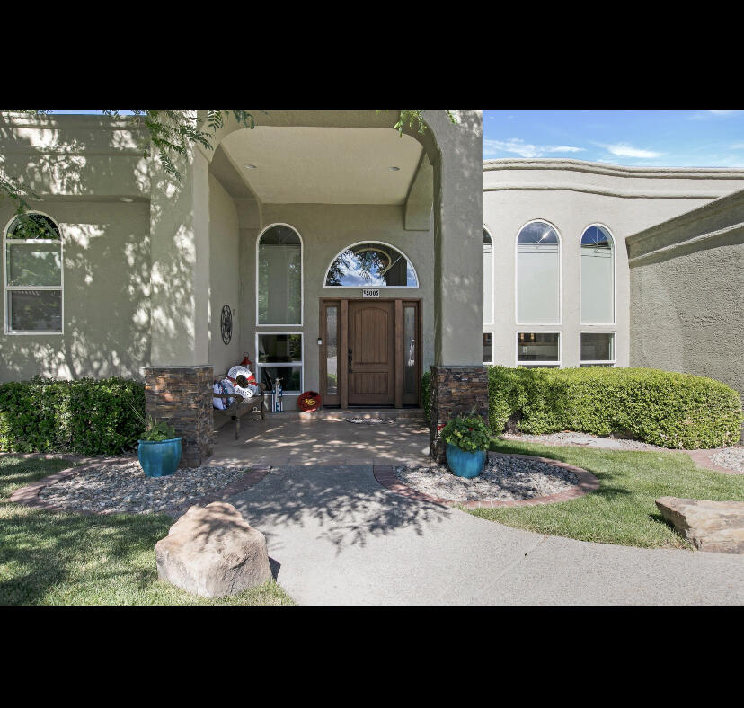 5005 Miguel Court NE