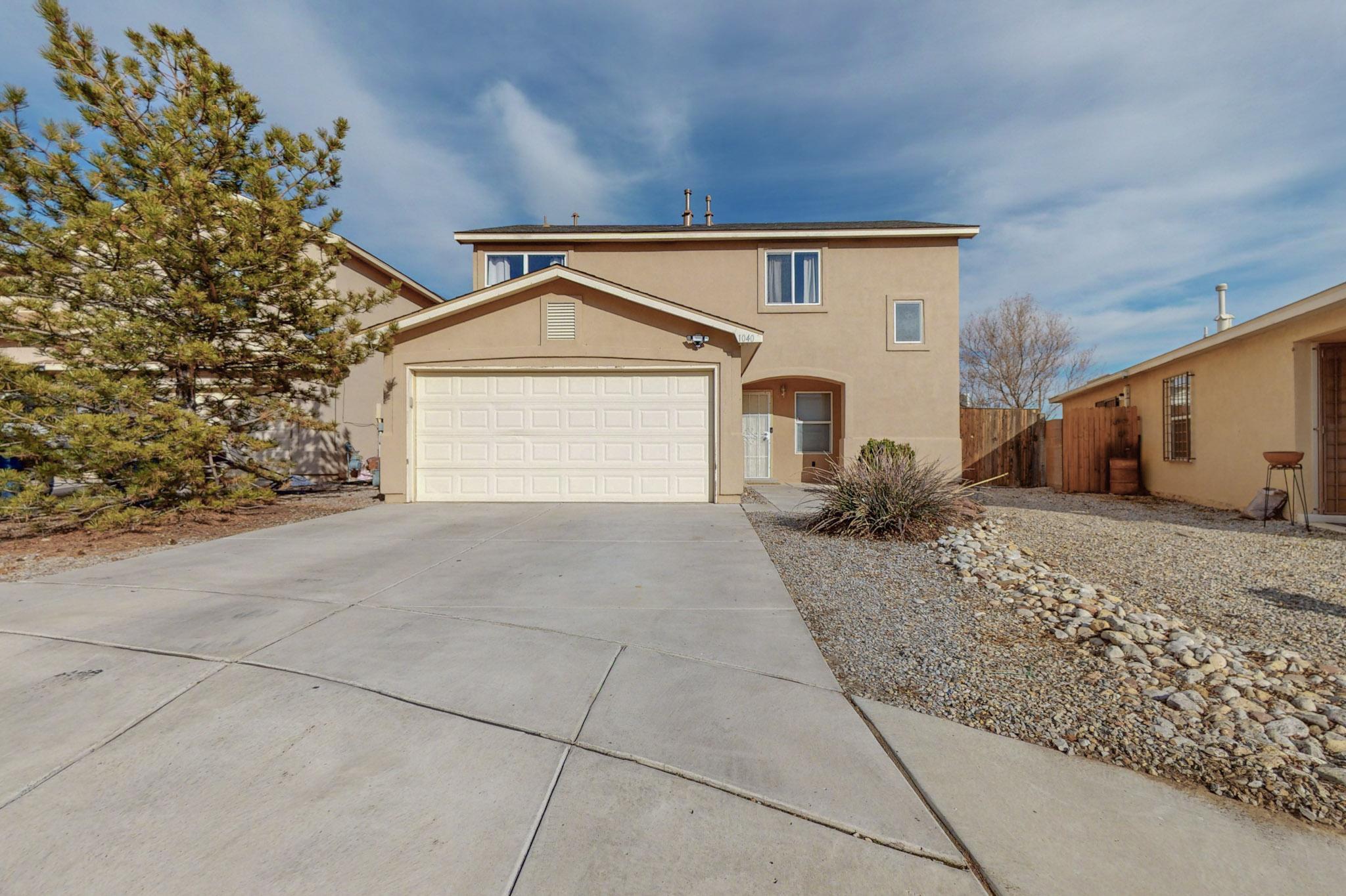 1040 Telstar Loop NW