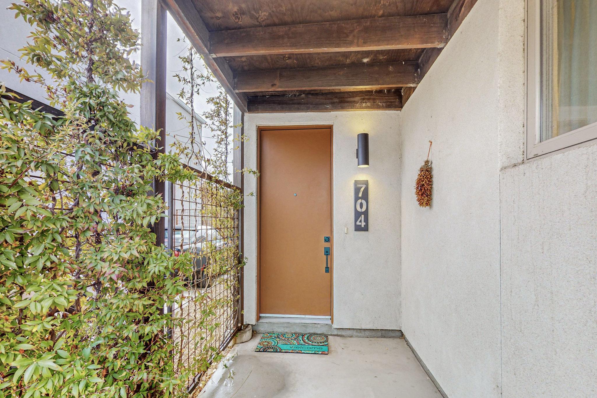 704 Benicia Lane