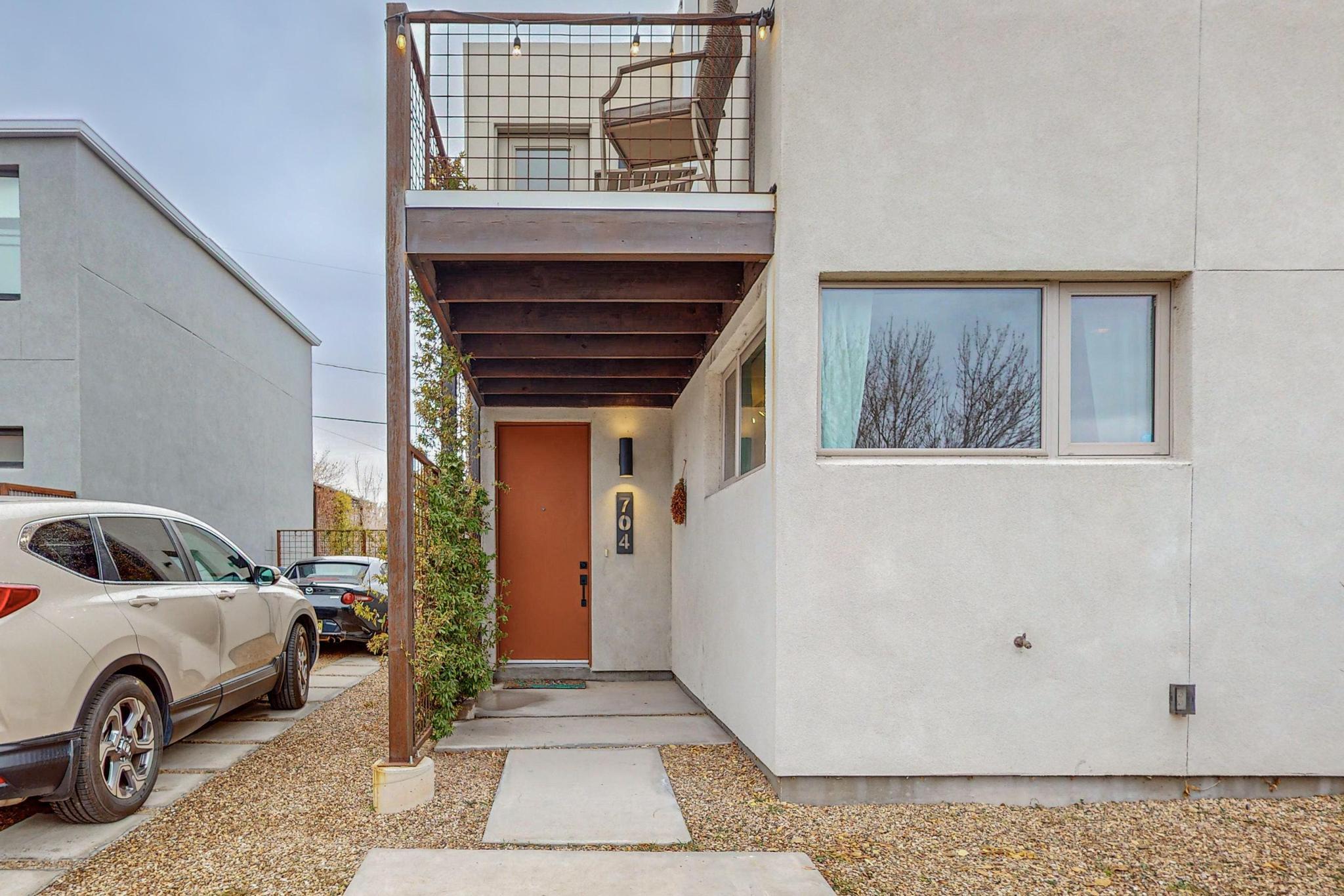 704 Benicia Lane