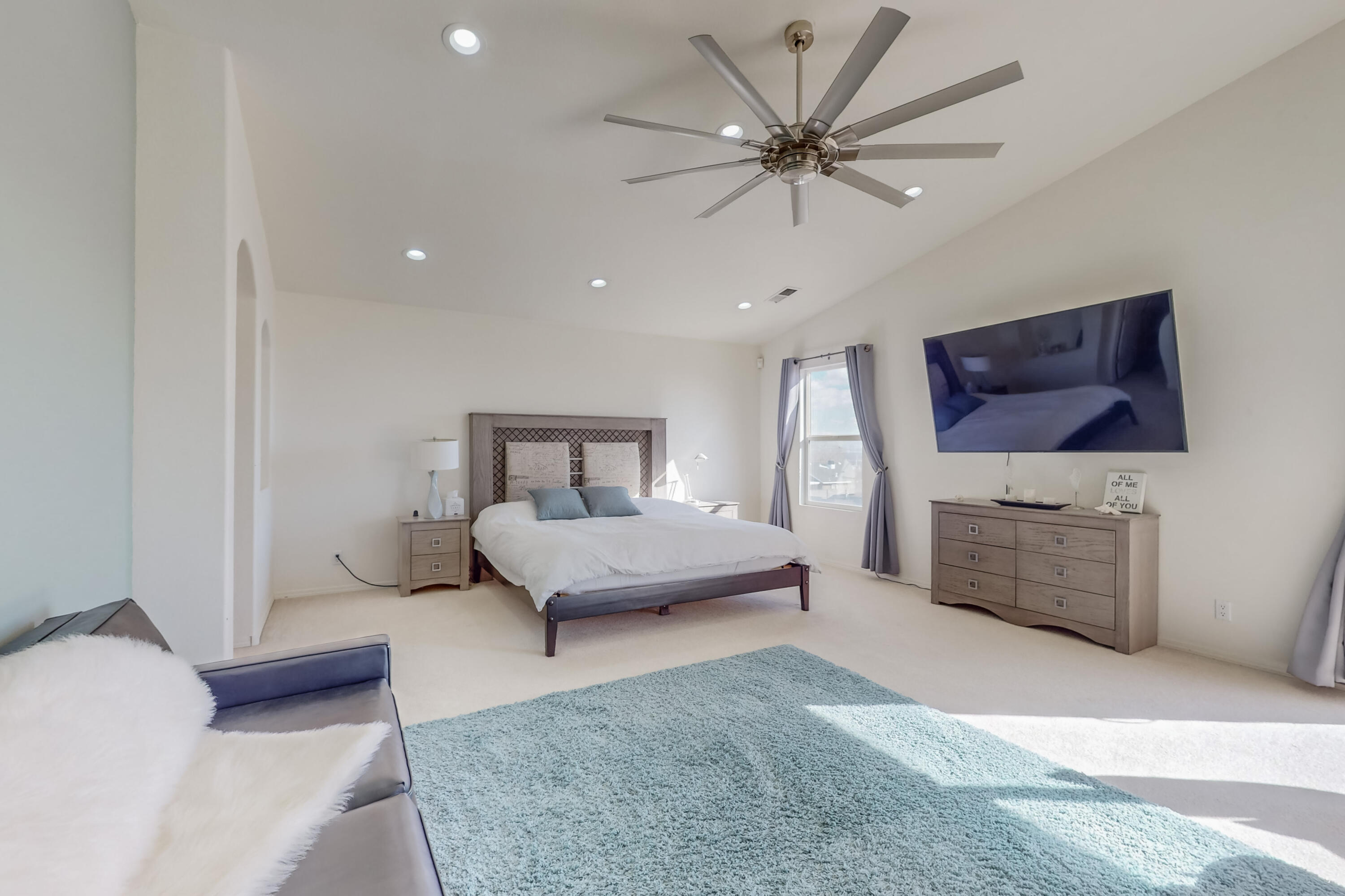 9884 Camino San Martin SW