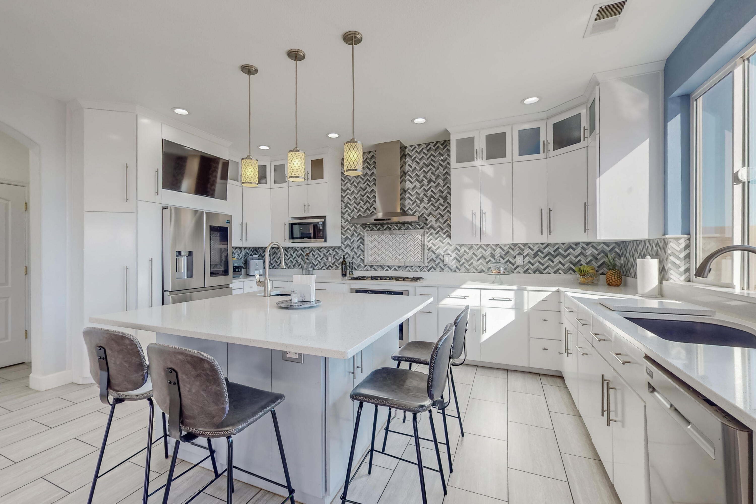 9884 Camino San Martin SW