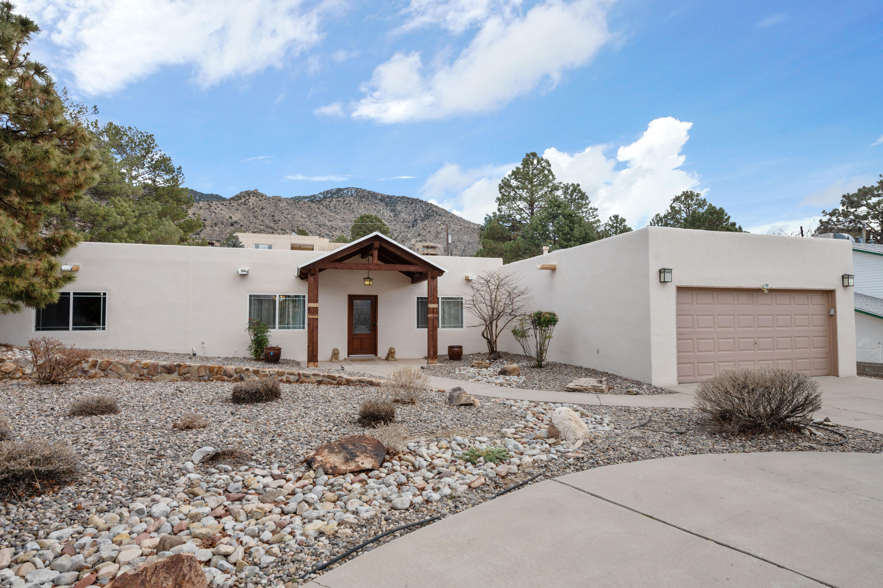 13226 Sunset Canyon Drive NE