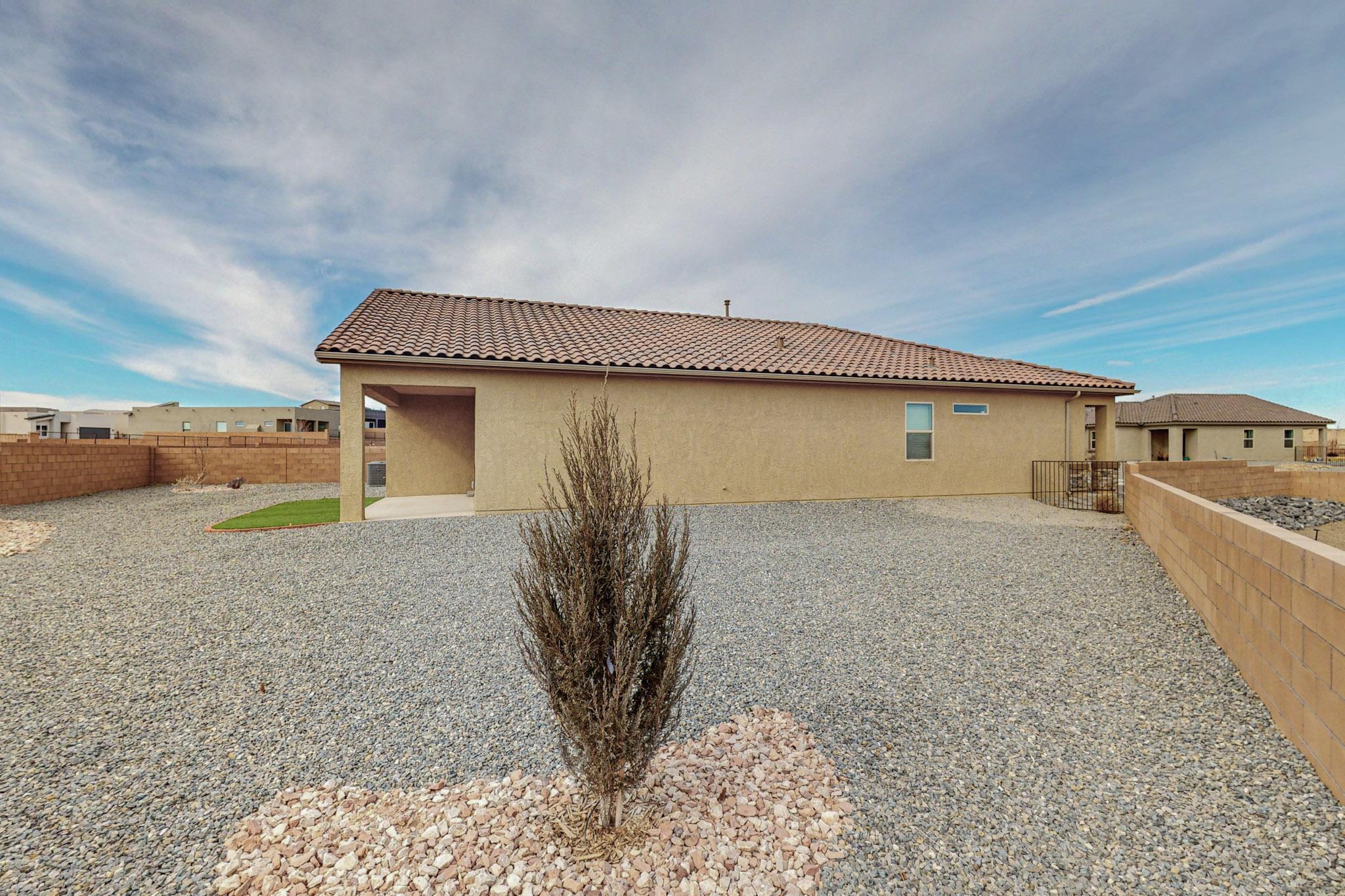 1951 Tesoro Loop NW
