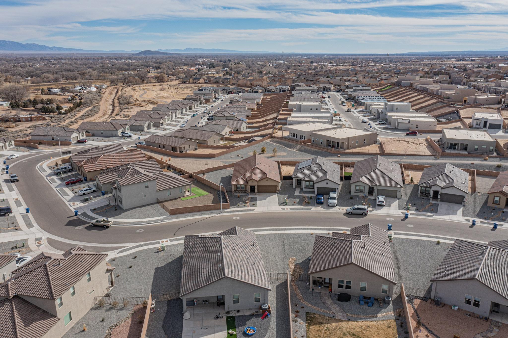 1951 Tesoro Loop NW