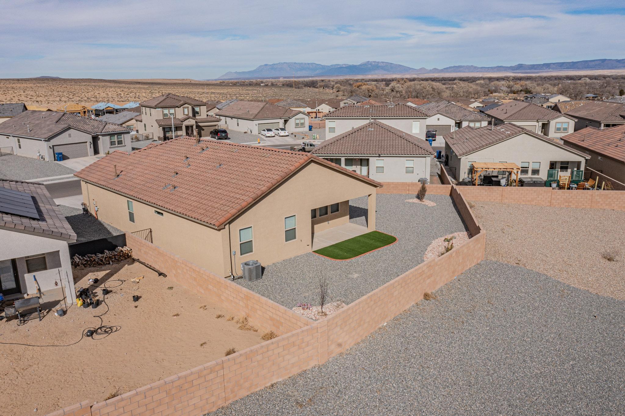 1951 Tesoro Loop NW