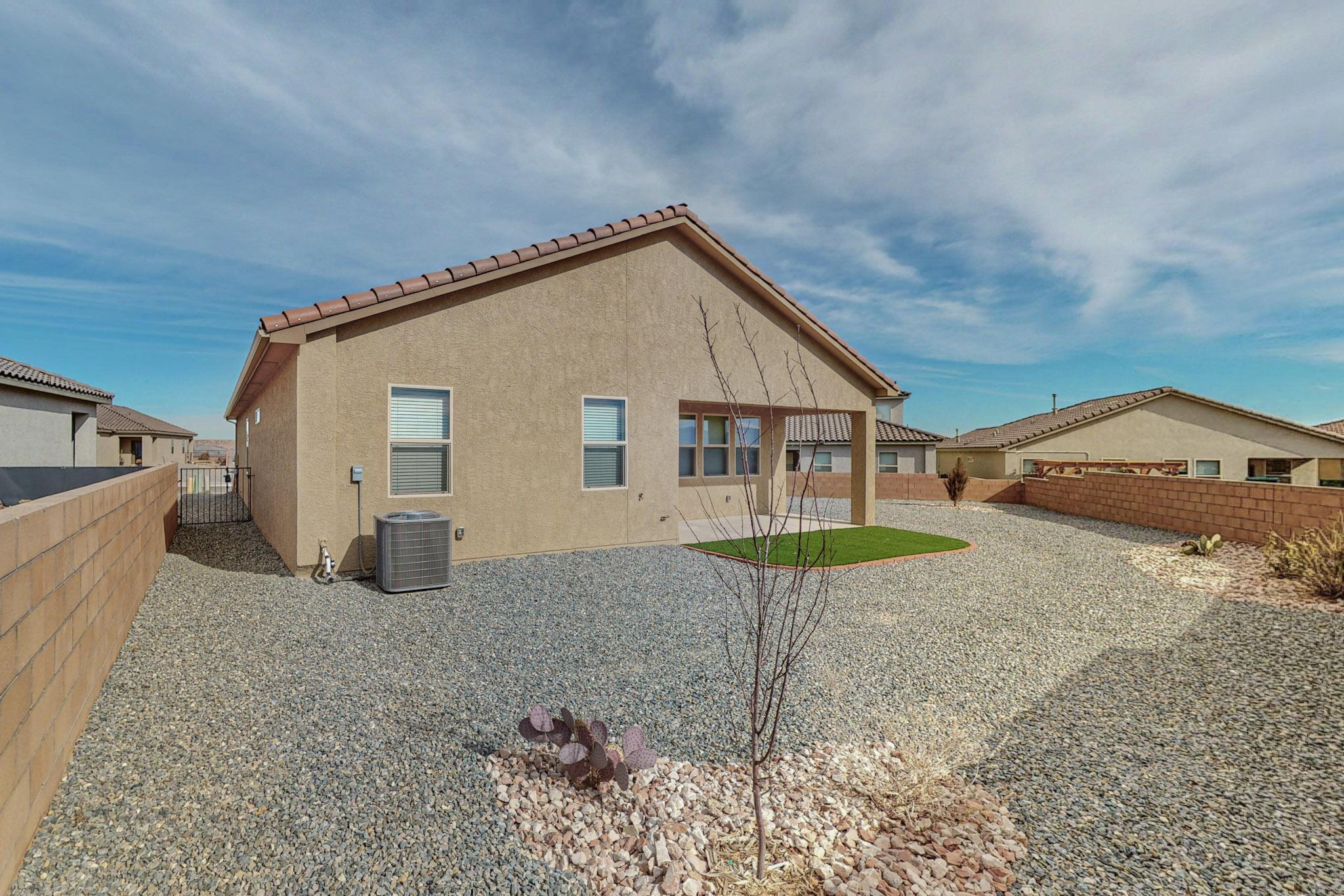 1951 Tesoro Loop NW