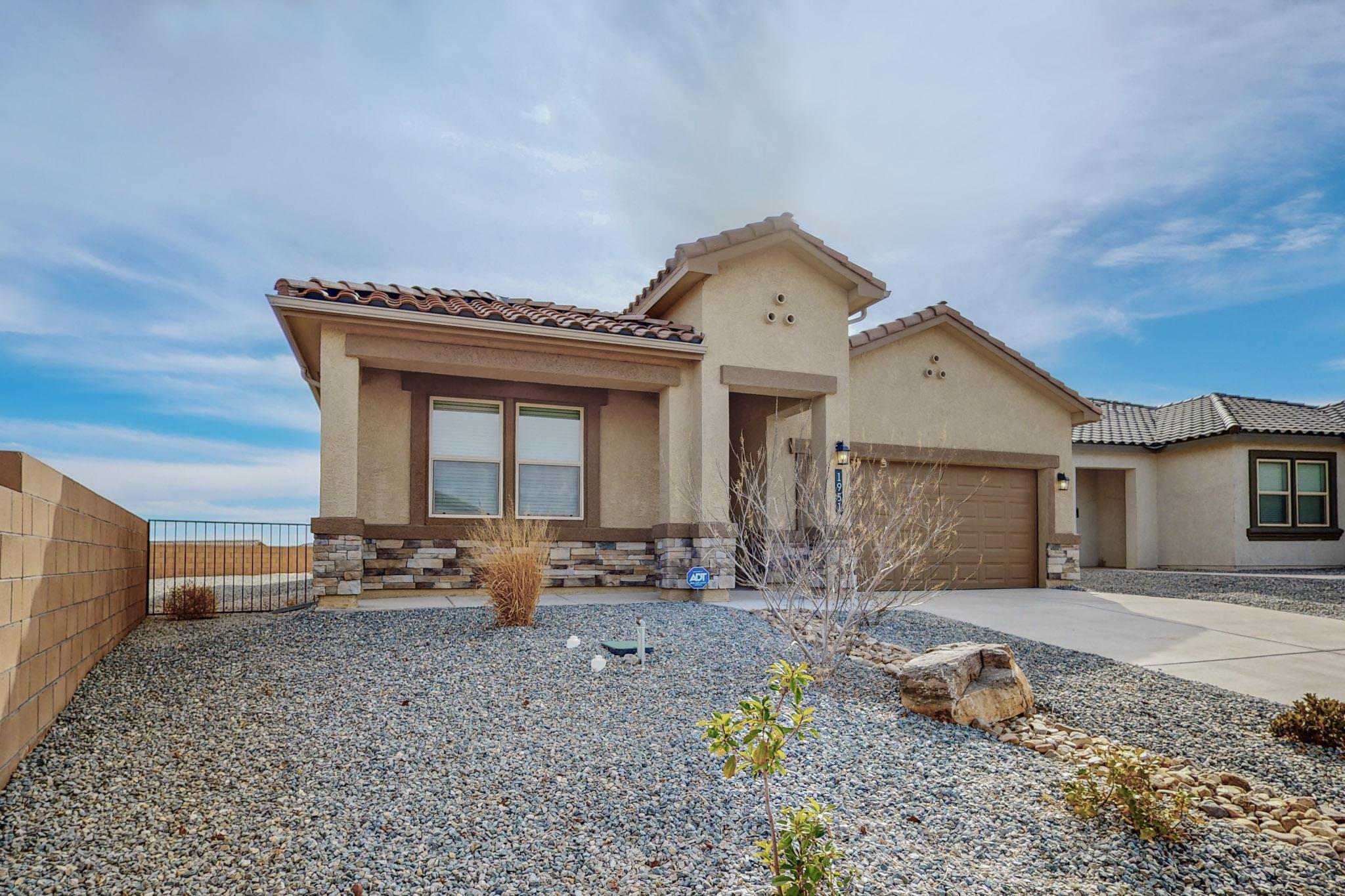1951 Tesoro Loop NW