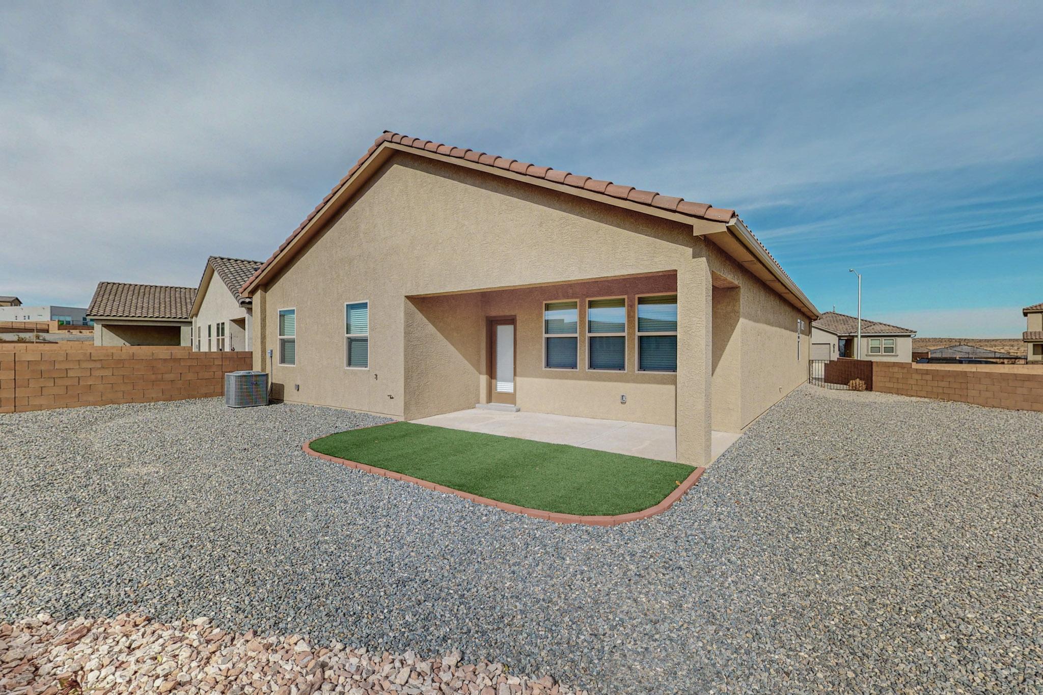 1951 Tesoro Loop NW