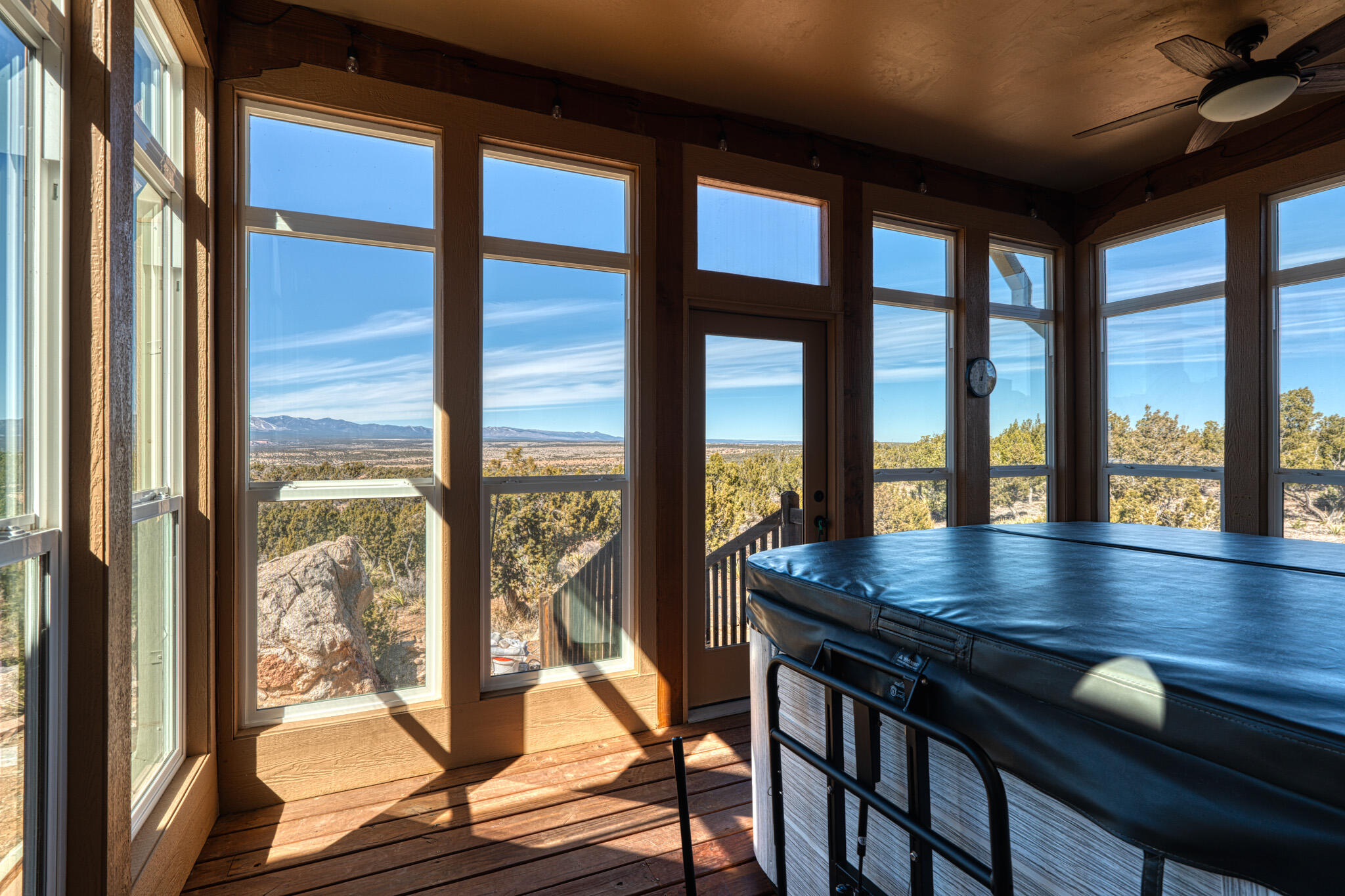 1087 Deer Canyon Trail