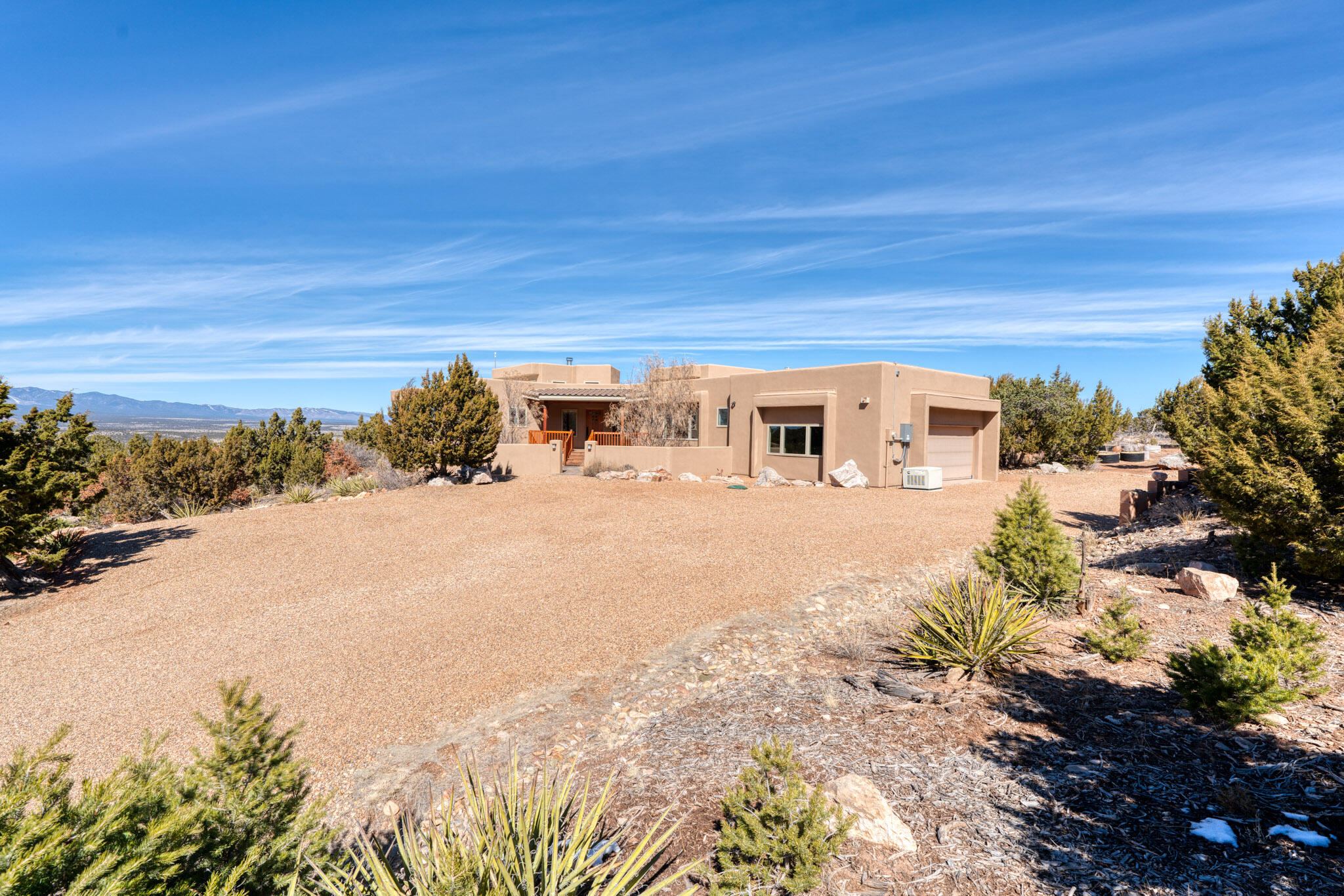 1087 Deer Canyon Trail