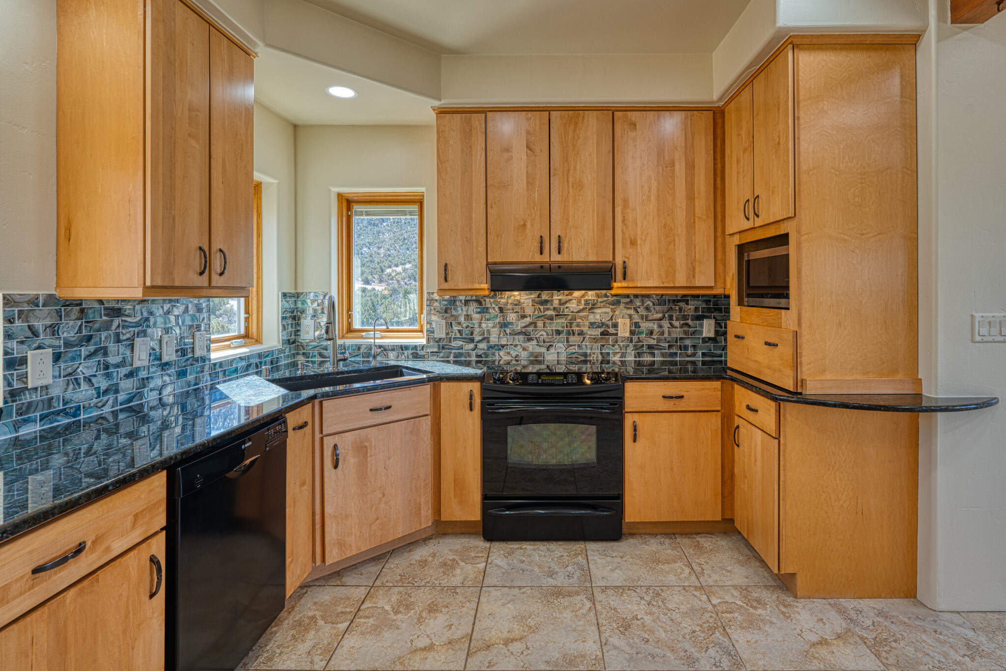 1087 Deer Canyon Trail