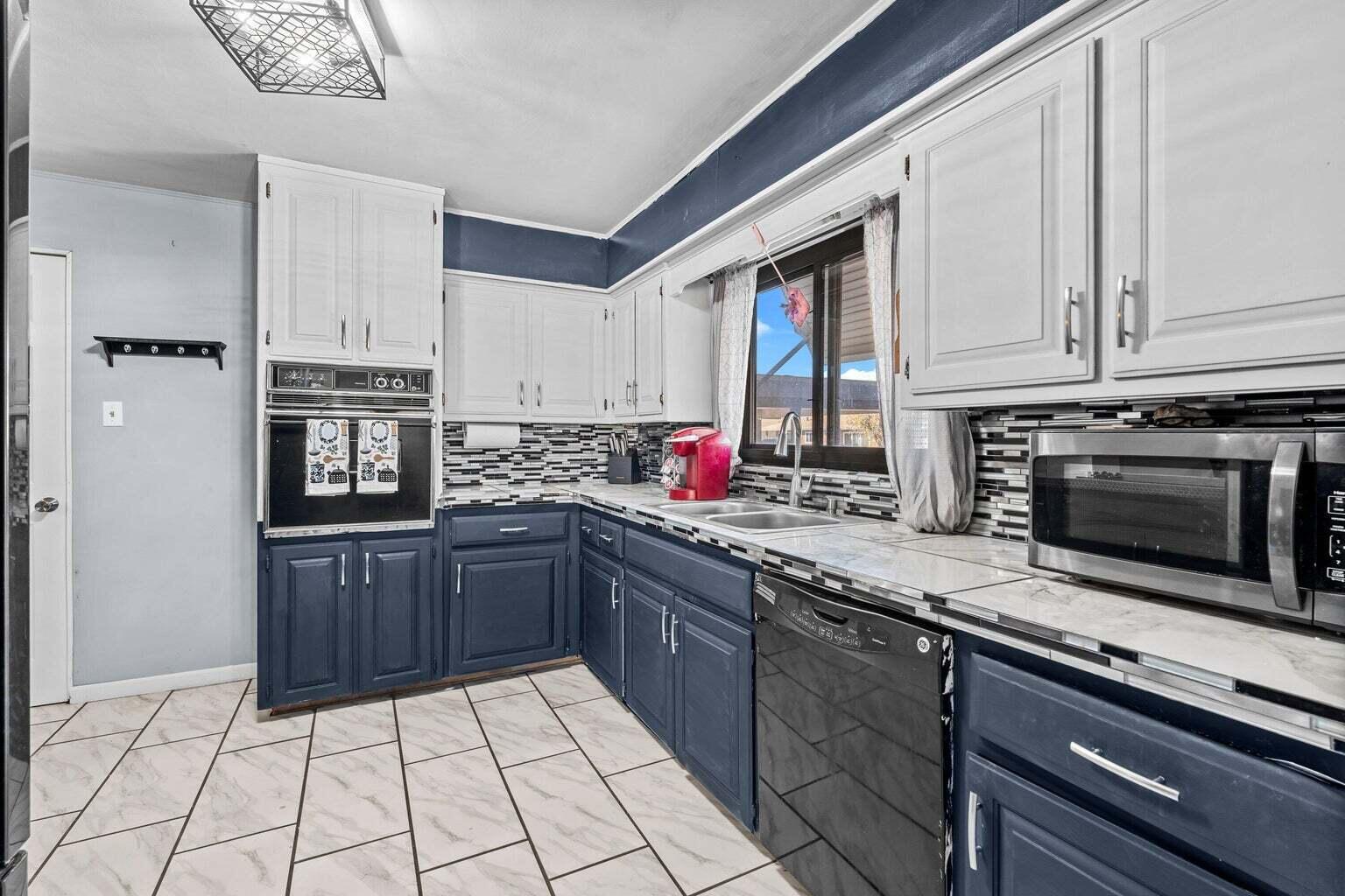 305 Rosedale Circle