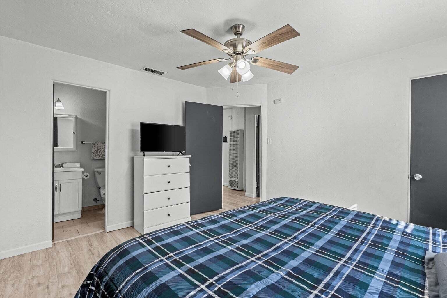305 Rosedale Circle