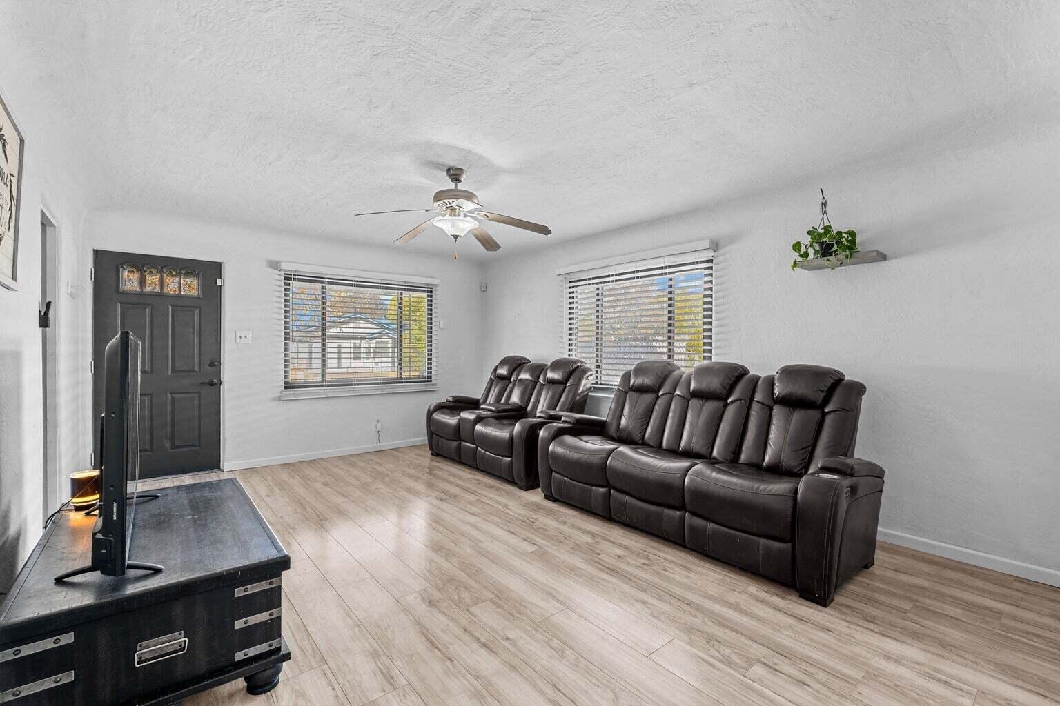 305 Rosedale Circle